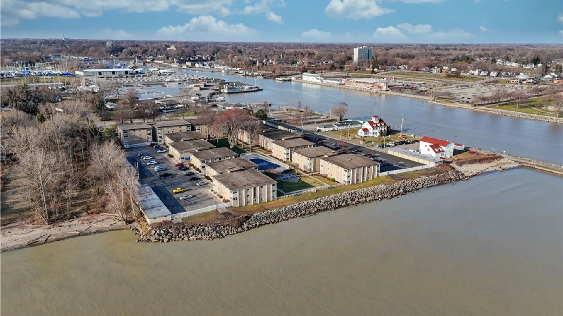 Property at 1011 Westage At The Harbor, Irondequoit, NY 14617 45
