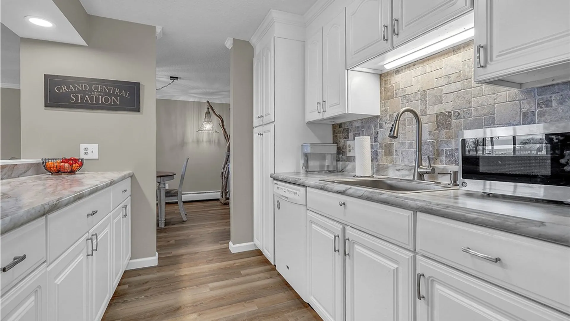 Property at 1011 Westage At The Harbor, Irondequoit, NY 14617 8