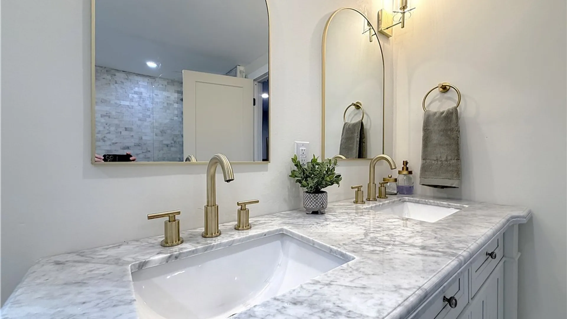 Property at 393 Dan Troy Drive, Amherst, NY 14221 22