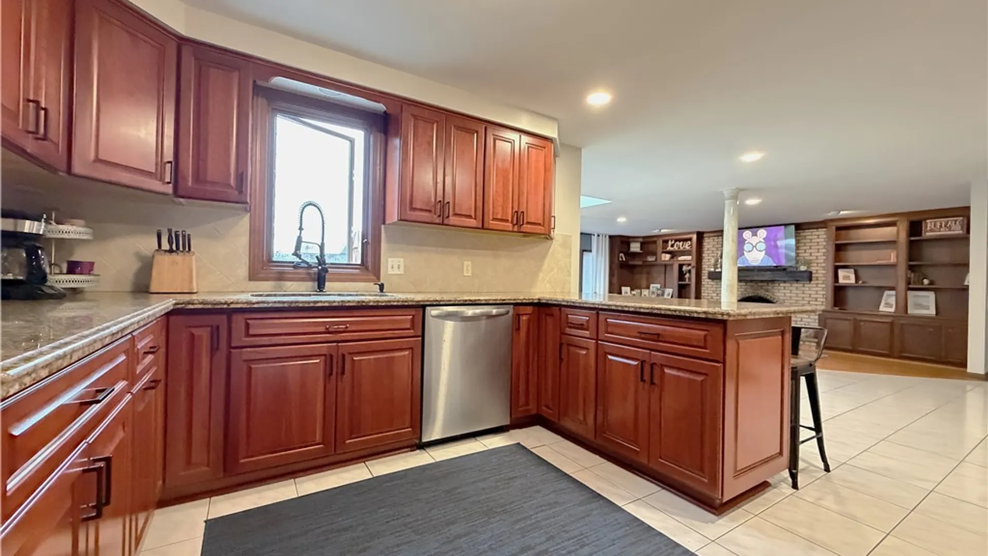 Property at 393 Dan Troy Drive, Amherst, NY 14221 4