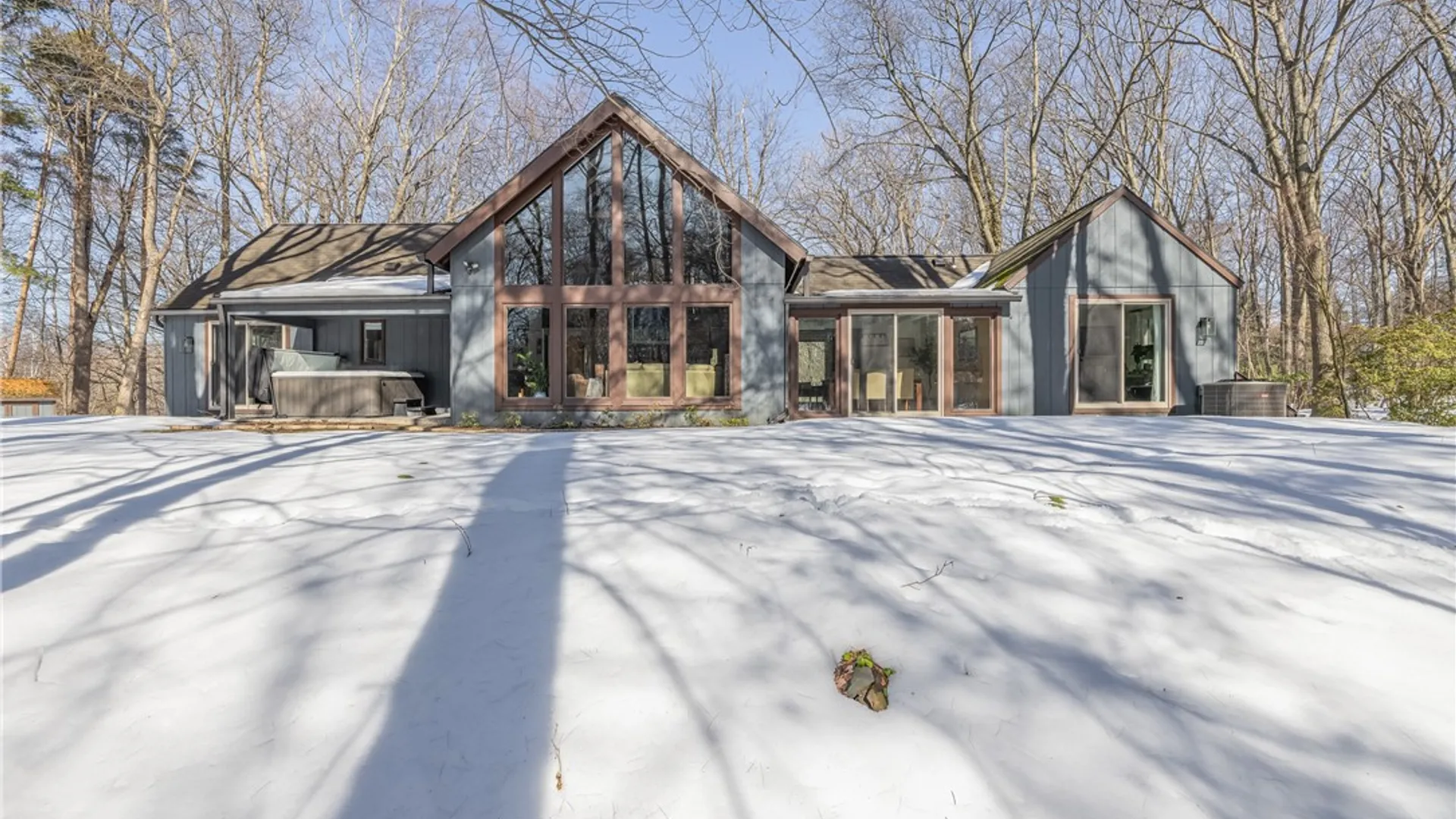 Property at 109 Tanglewood Court, Webster, NY 14580 2