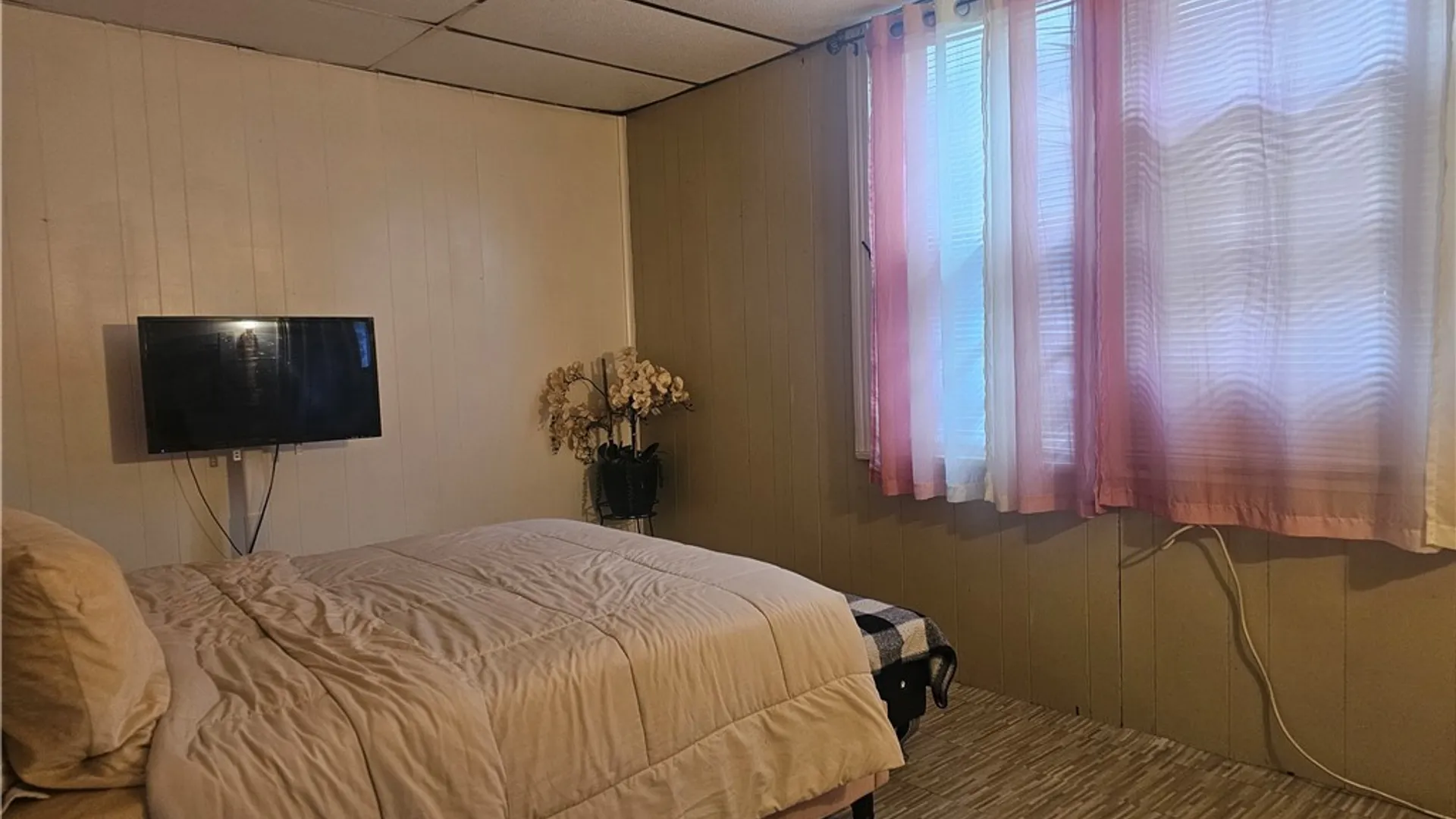 Property at 209 Ferry, Buffalo, NY 14213 15