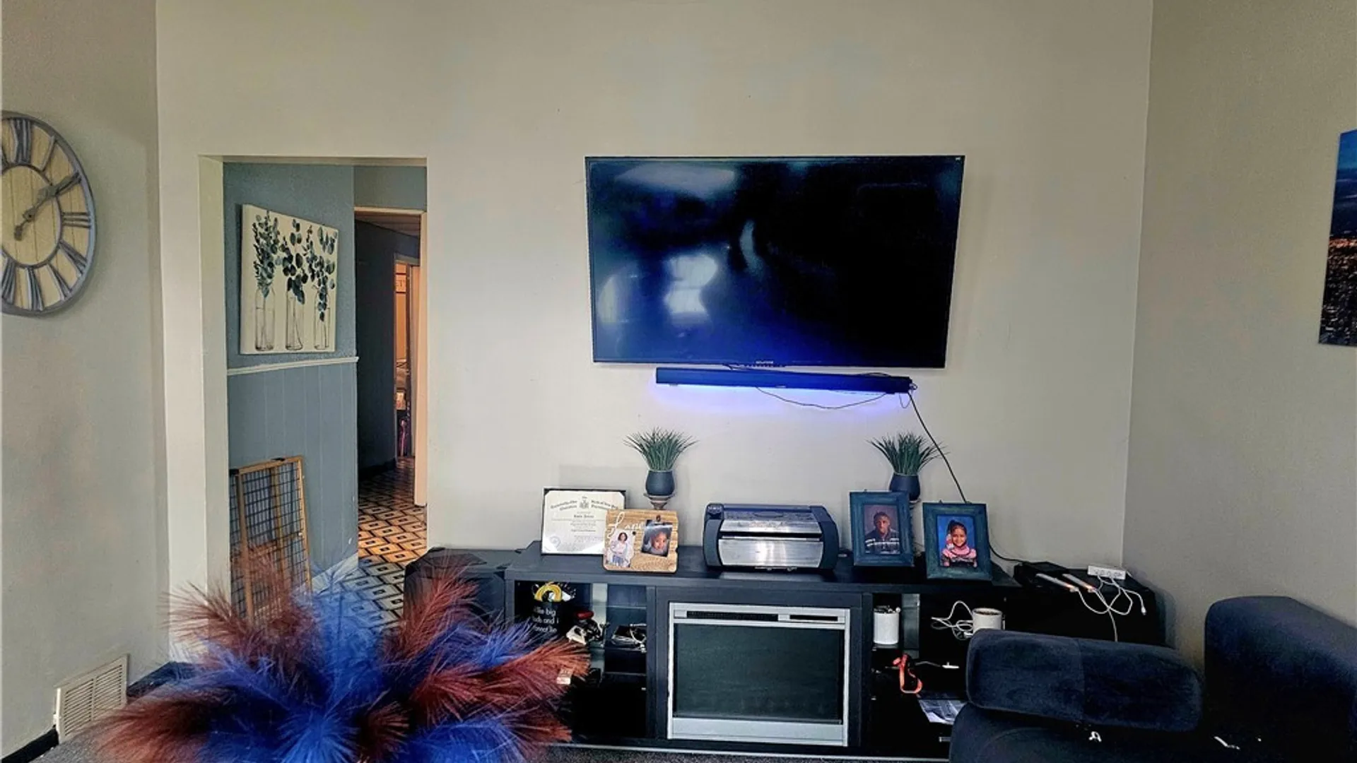 Property at 209 Ferry, Buffalo, NY 14213 3