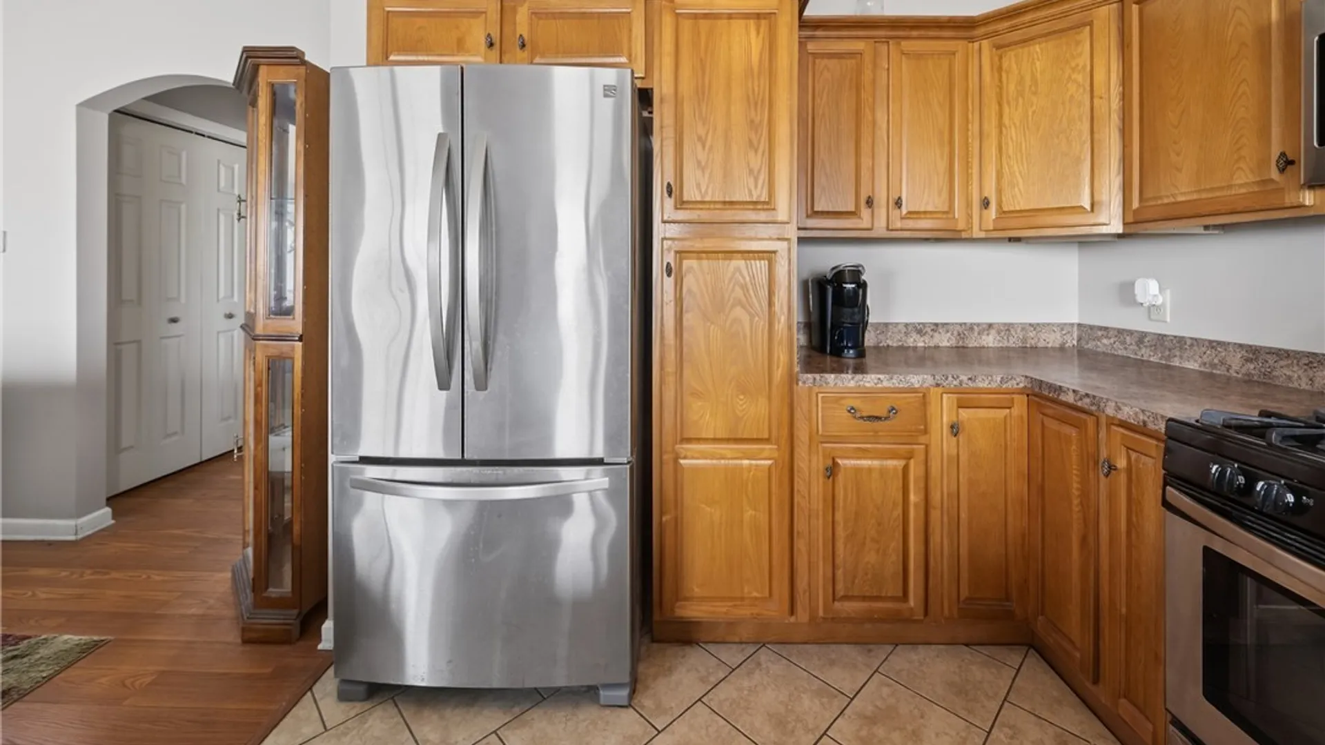 Property at 7113 Lakeshore Rd, Cicero, NY 13039 14