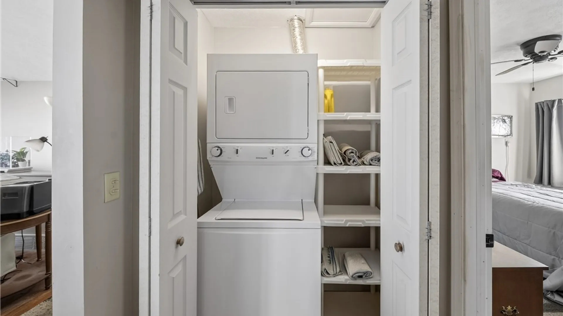 Property at 7113 Lakeshore Rd, Cicero, NY 13039 17