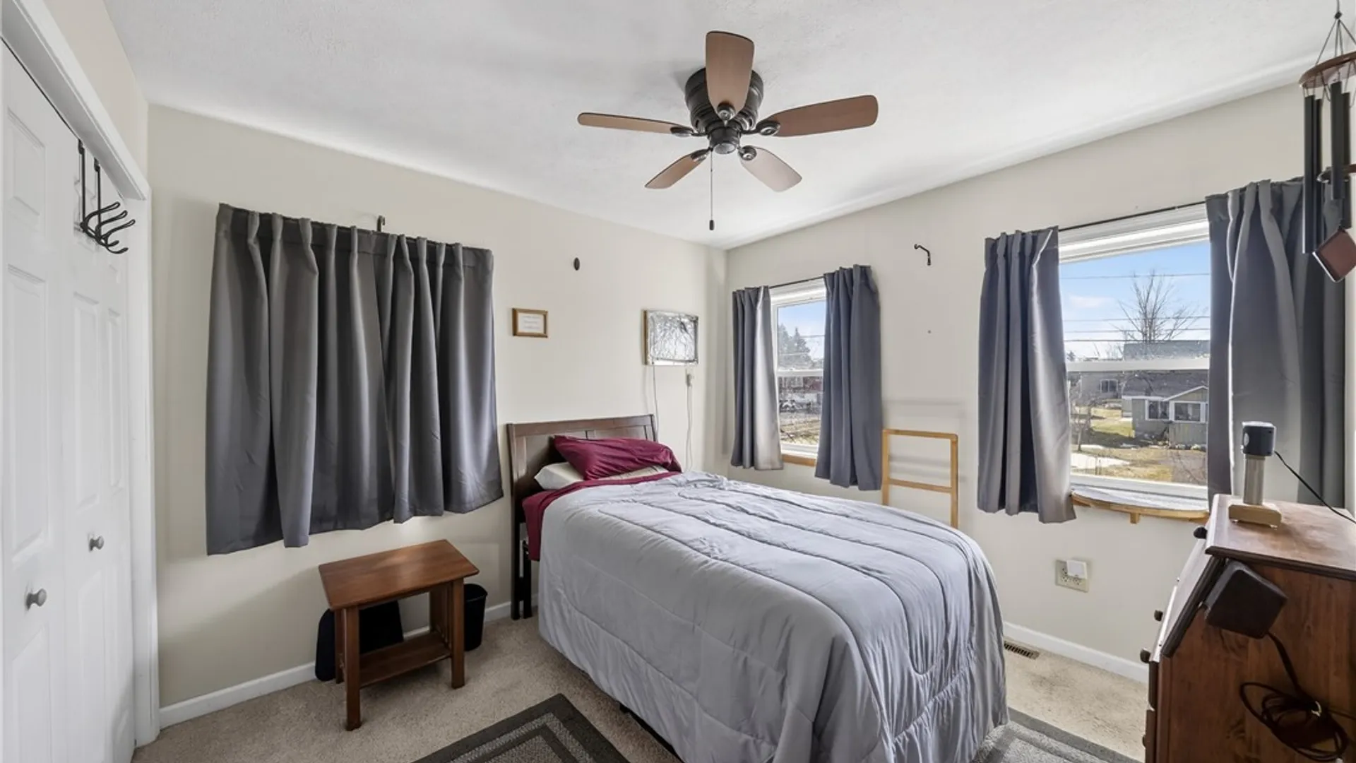 Property at 7113 Lakeshore Rd, Cicero, NY 13039 18