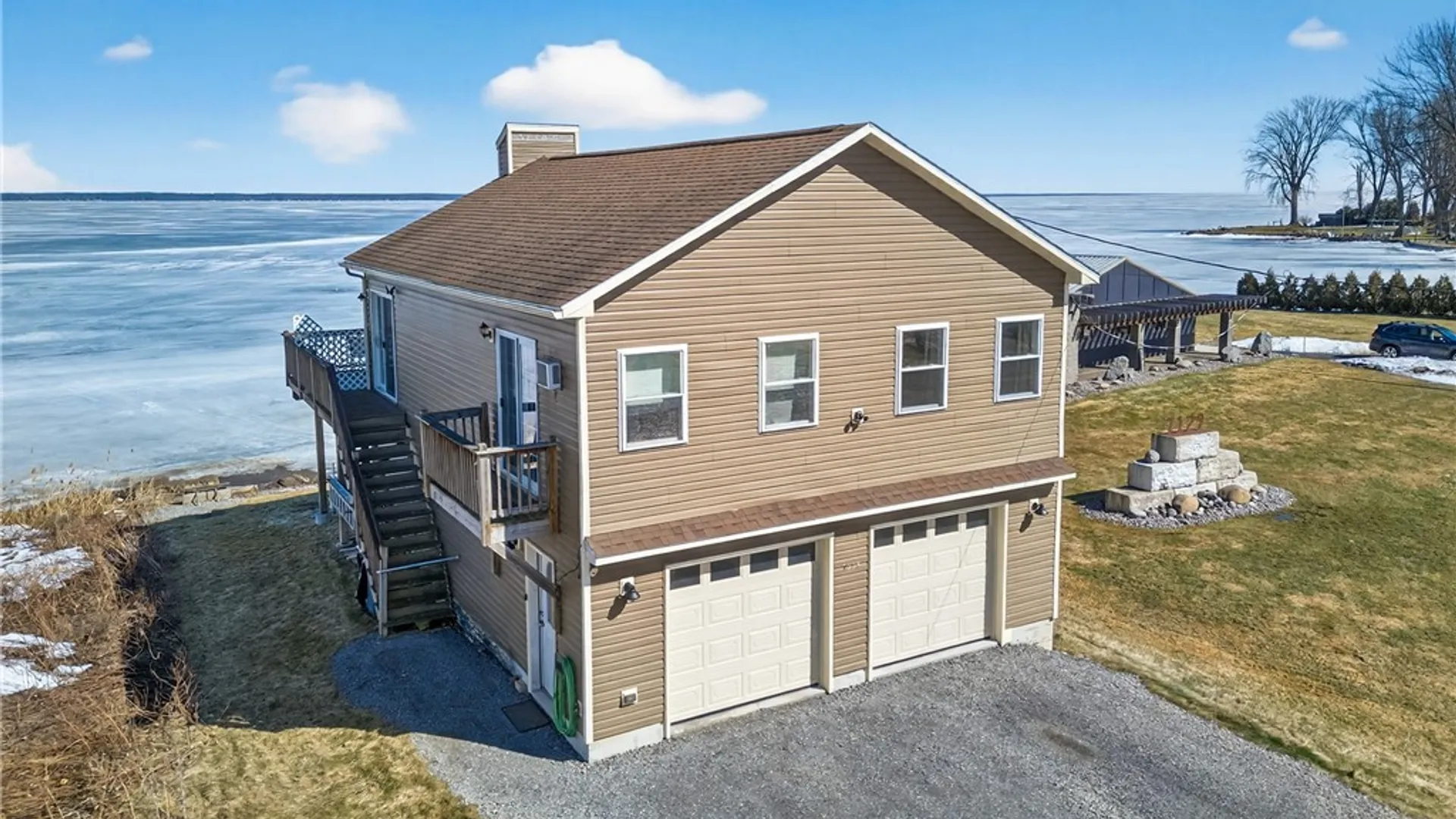 Property at 7113 Lakeshore Rd, Cicero, NY 13039 2