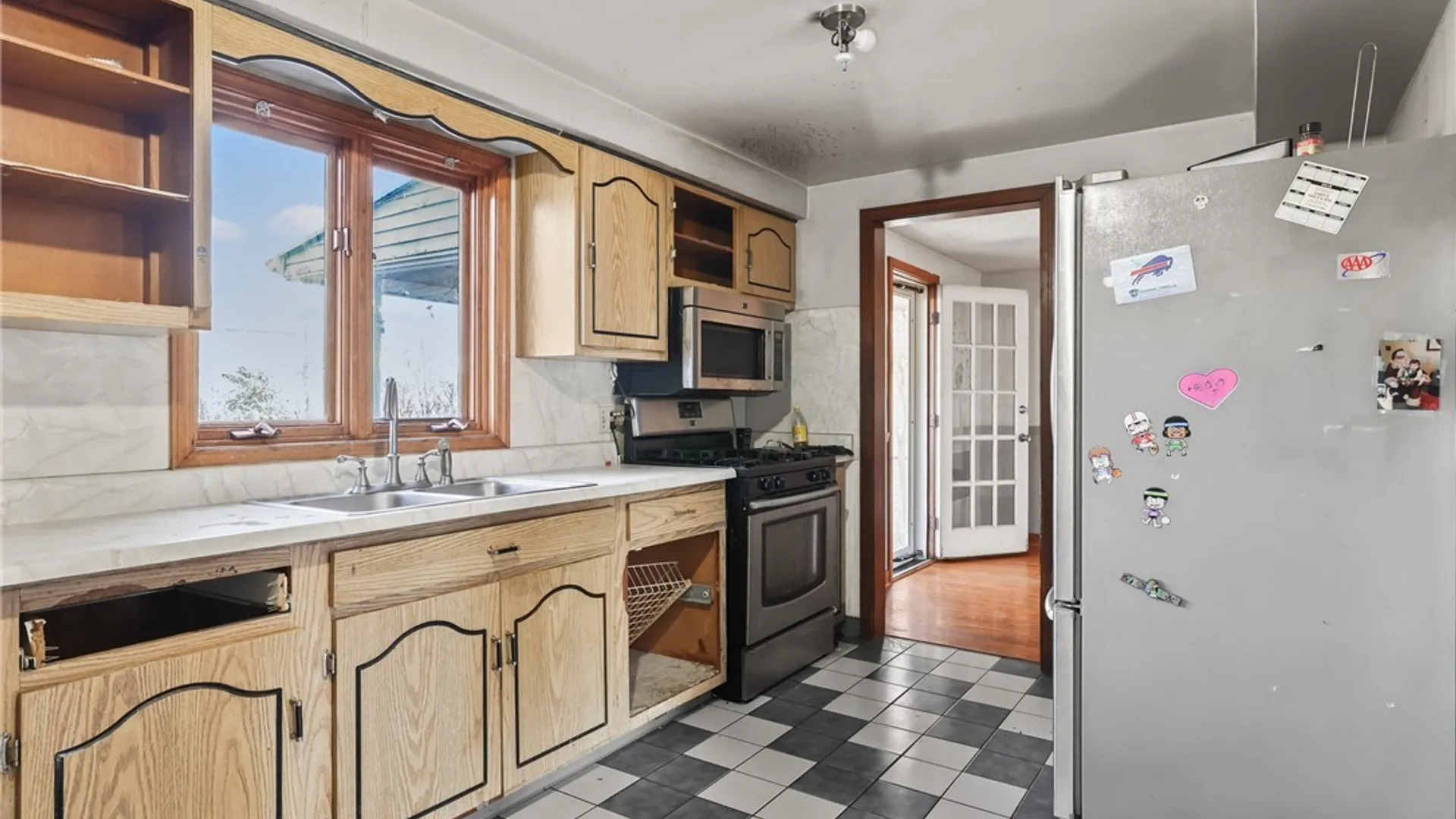 Property at 105 Patricia Drive, Tonawanda, NY 14150 8