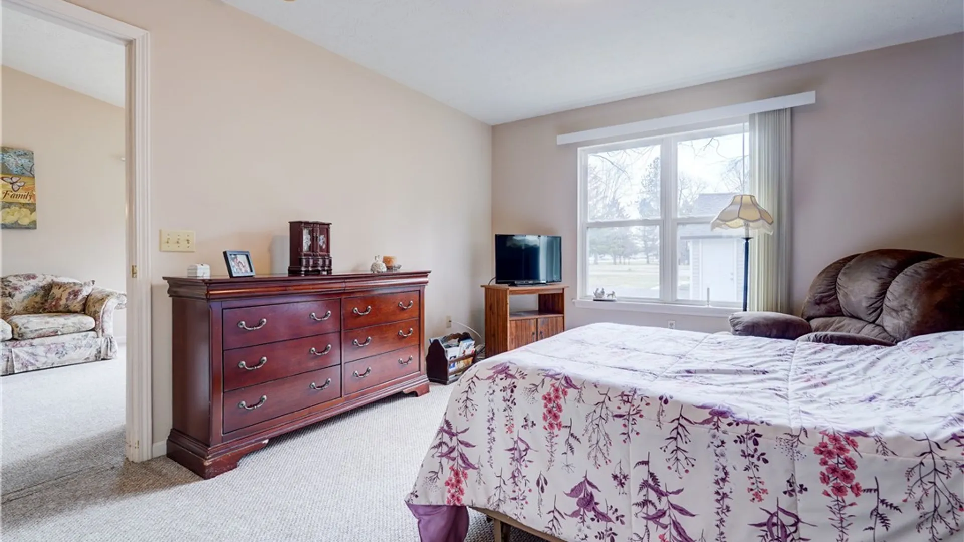 Property at 155 Vin Gate Drive, Greece, NY 14616 10