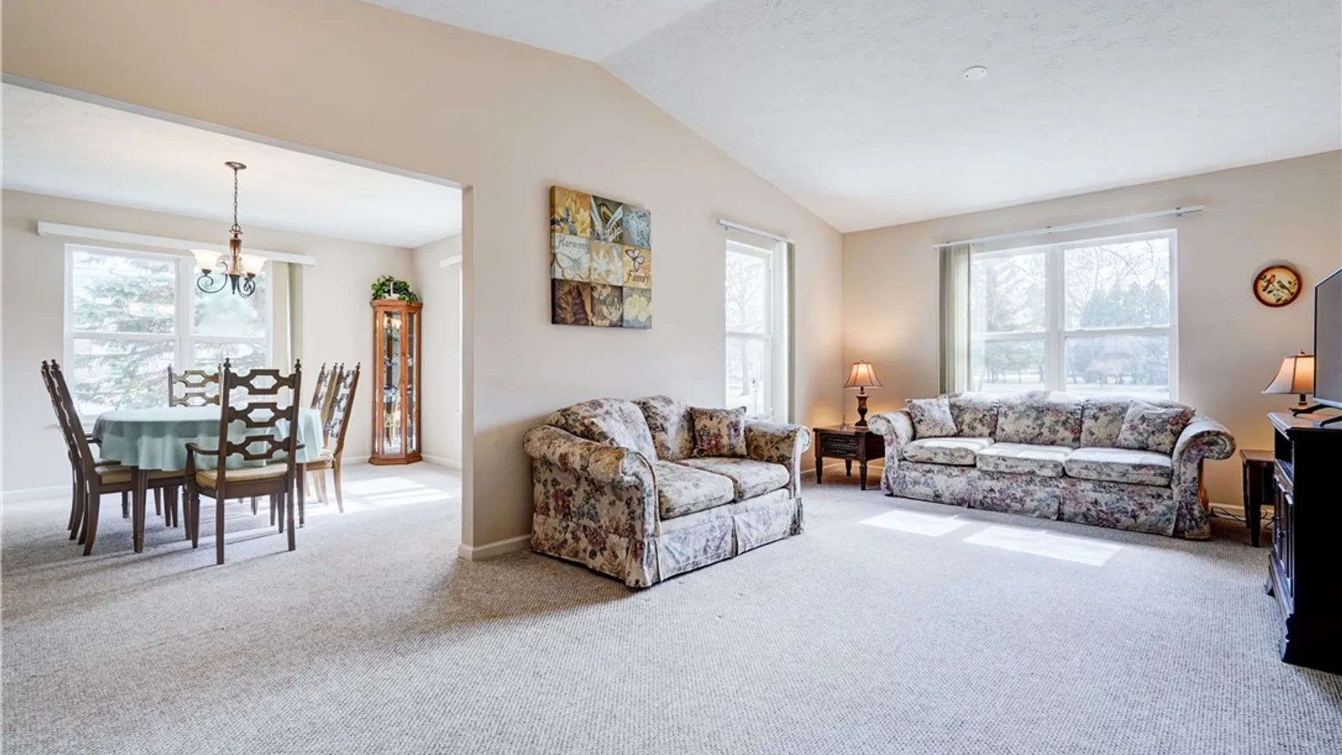 Property at 155 Vin Gate Drive, Greece, NY 14616 7