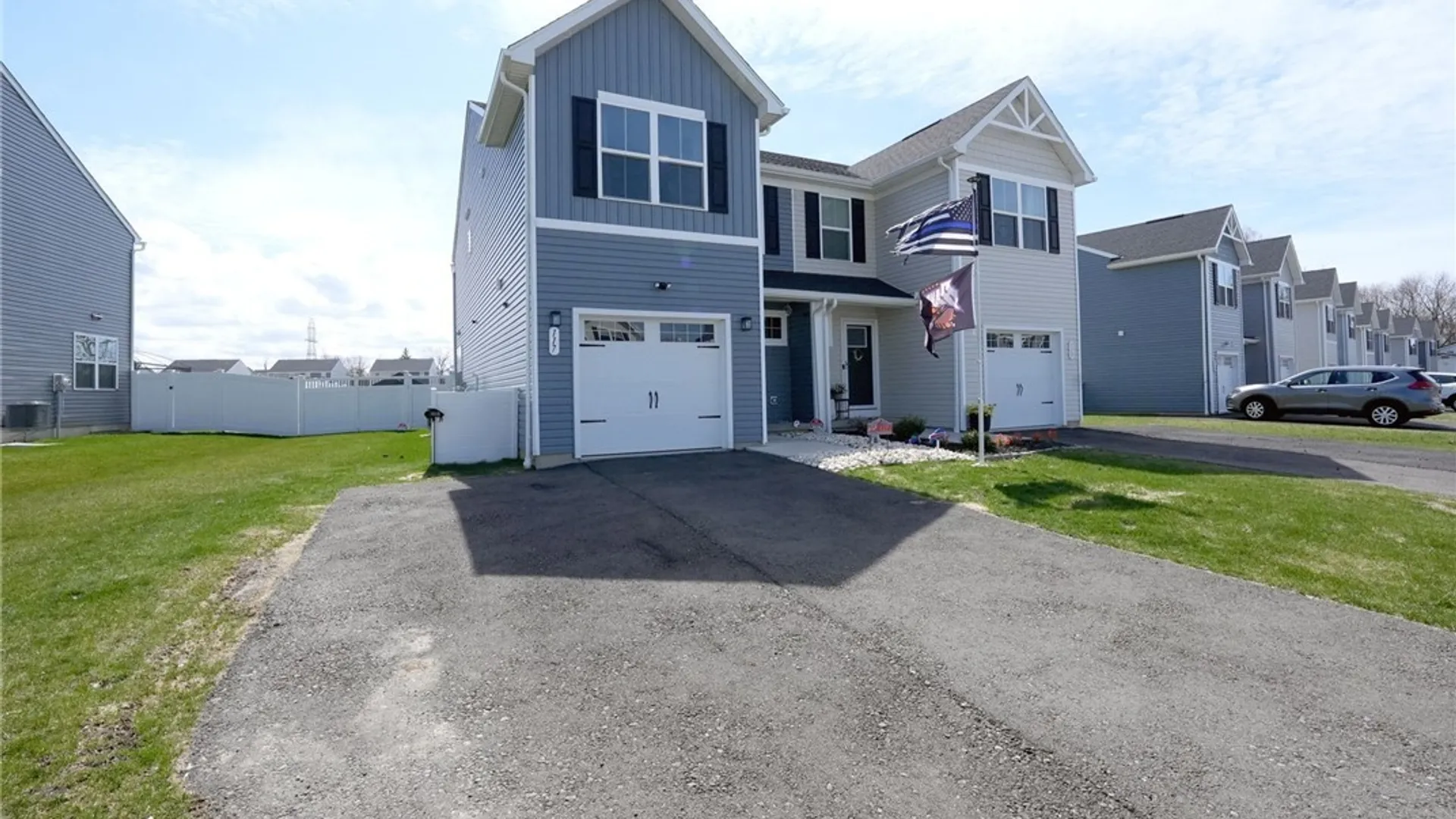 Property at 117 South Drive, West Seneca, NY 14218 3