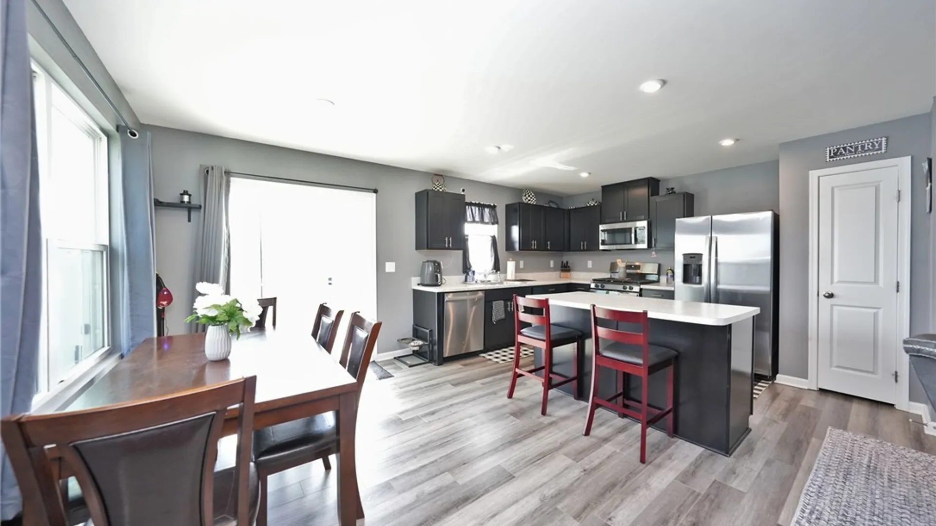 Property at 117 South Drive, West Seneca, NY 14218 9