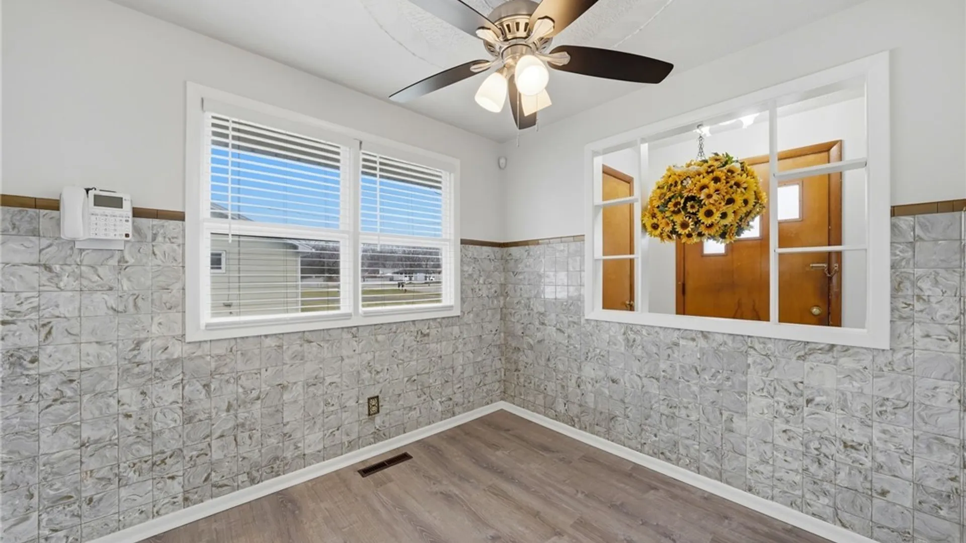 Property at 7383 Saint Joseph Road, Niagara, NY 14304 18