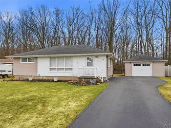 Property at 7383 Saint Joseph Road, Niagara, NY 14304