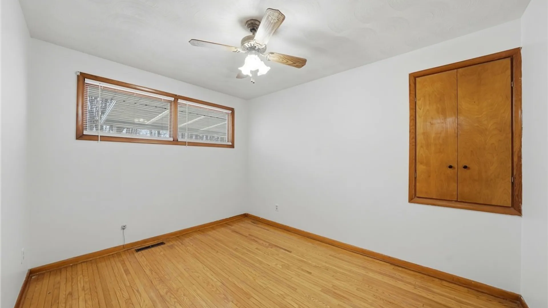 Property at 7383 Saint Joseph Road, Niagara, NY 14304 23