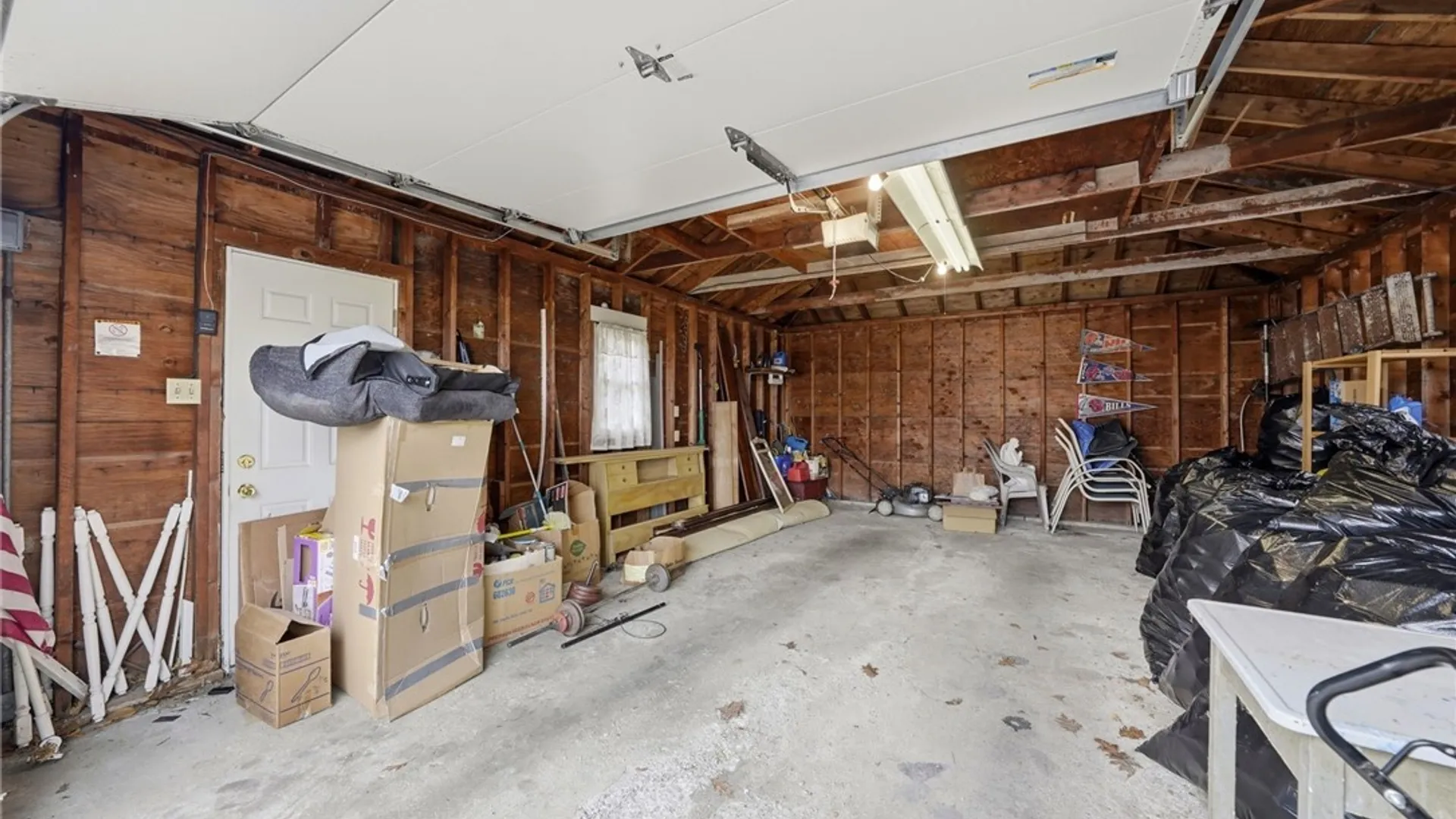 Property at 7383 Saint Joseph Road, Niagara, NY 14304 33