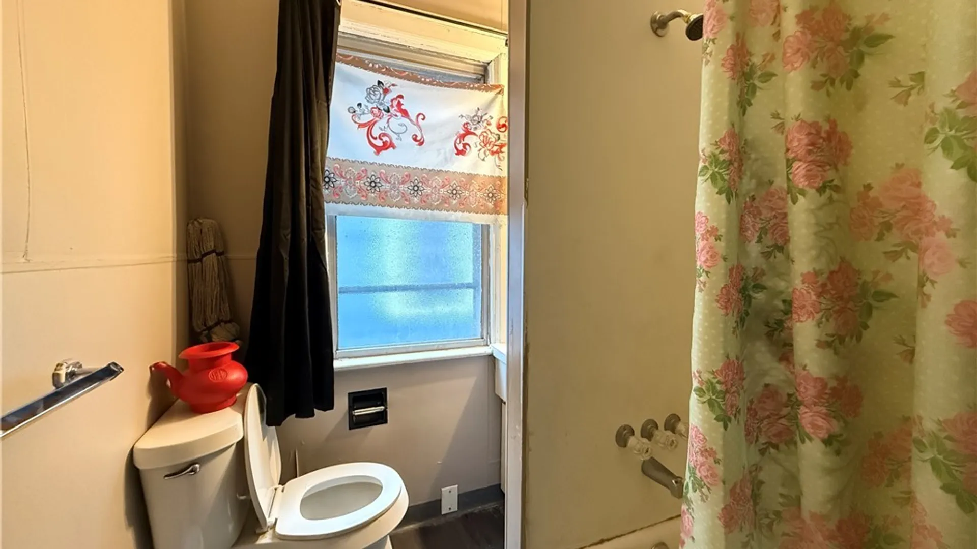 Property at 23 Albert Avenue, Buffalo, NY 14207 10