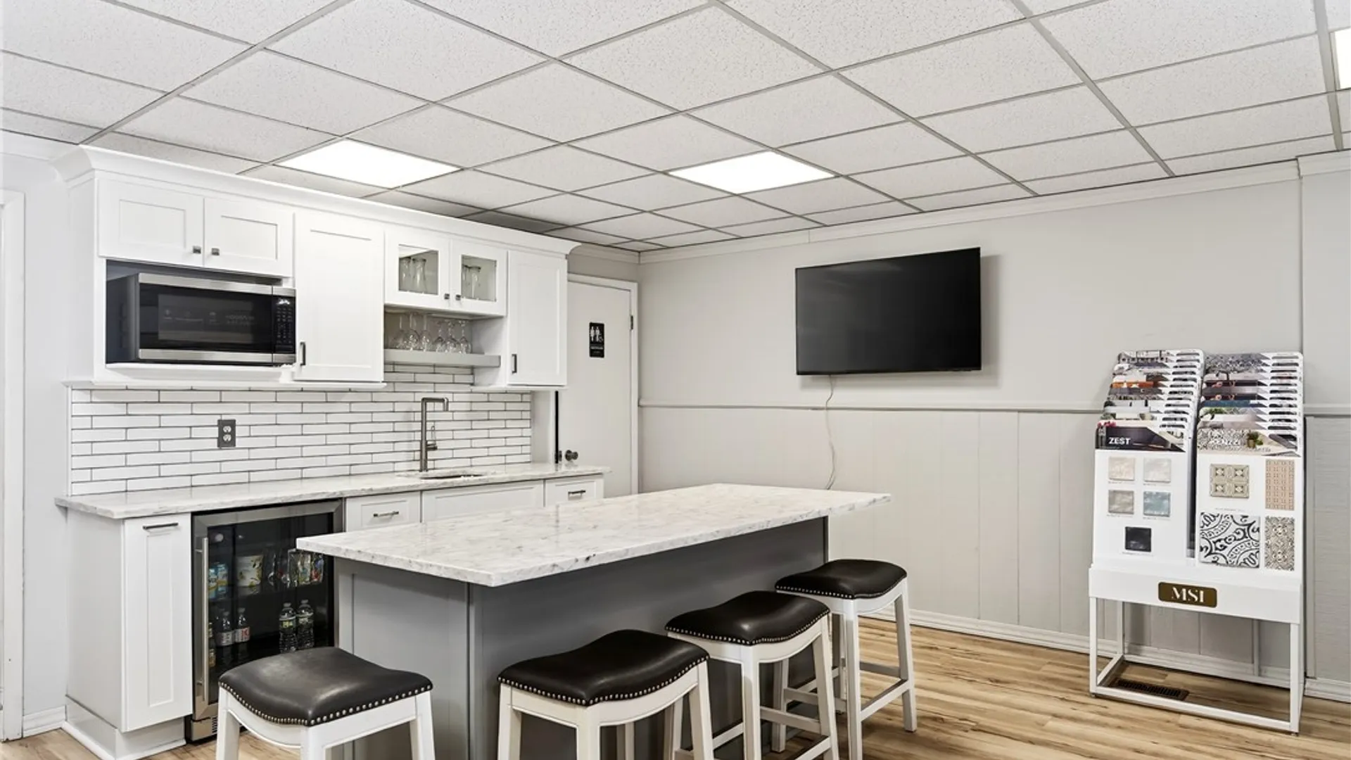 Property at 5476 Broadway Street, Lancaster, NY 14086 12