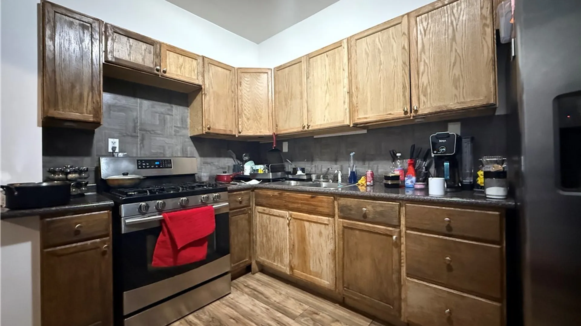 Property at 27 Albert Avenue, Buffalo, NY 14207 6