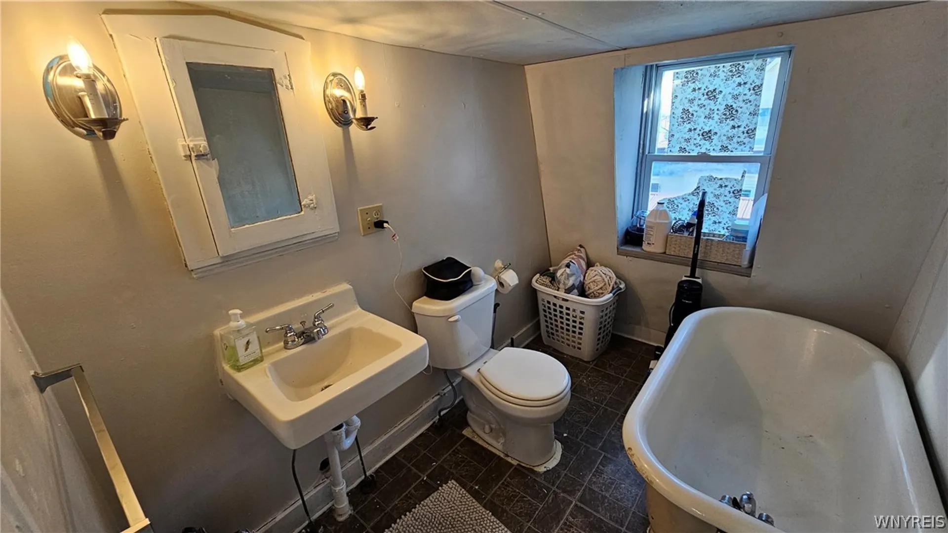 Property at 49 State Street, Royalton, NY 14105 38