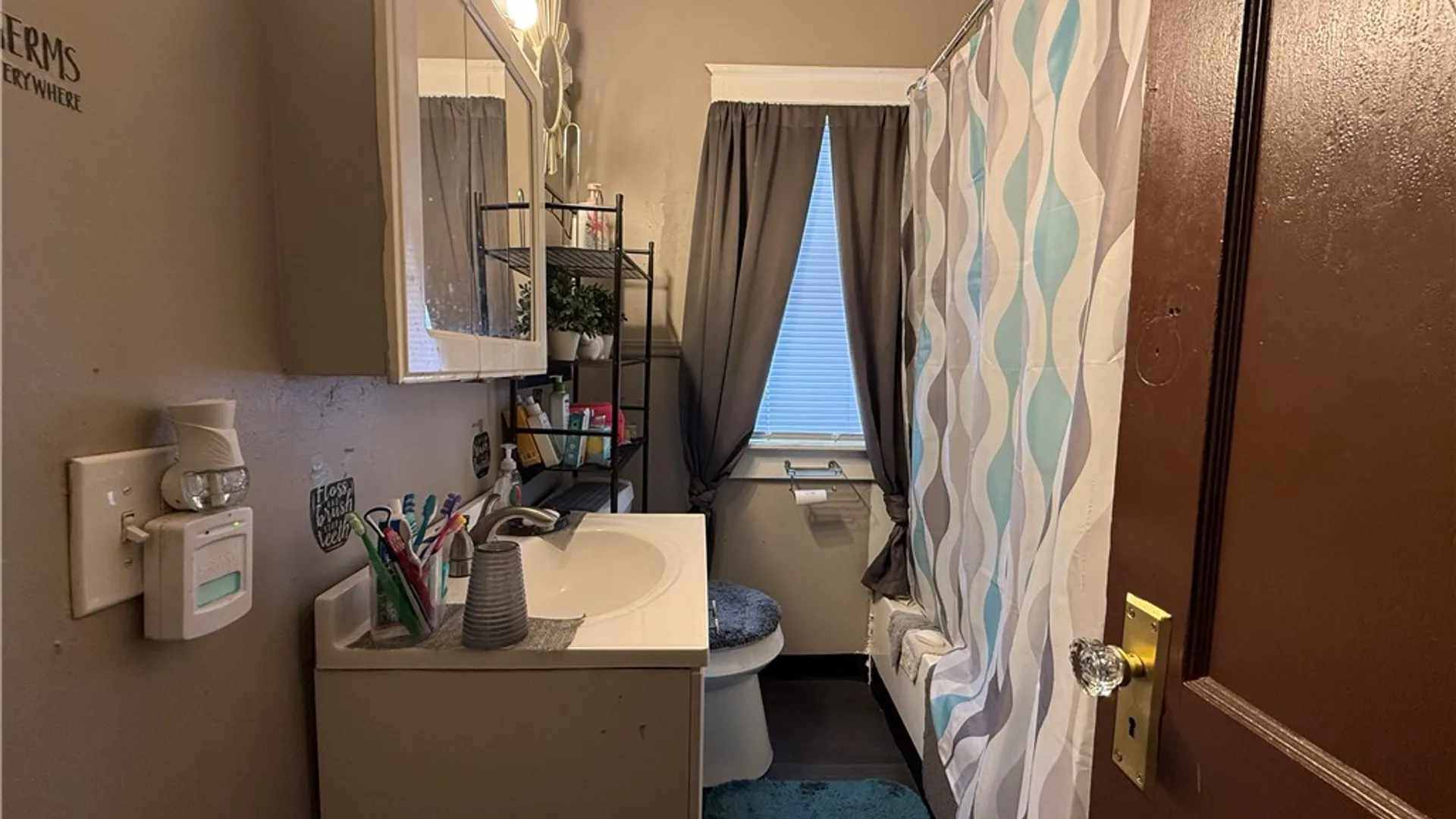 Property at 124 Newfield Street, Buffalo, NY 14207 10