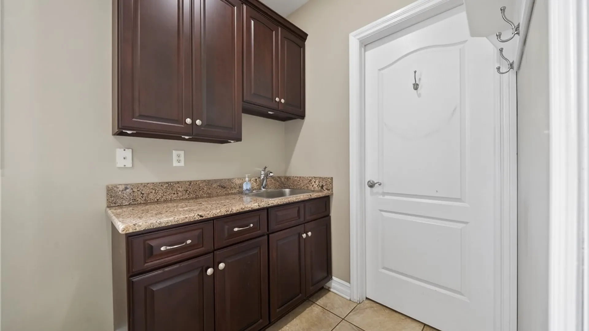 Property at 305 Lafayette Road, Syracuse, NY 13205 39