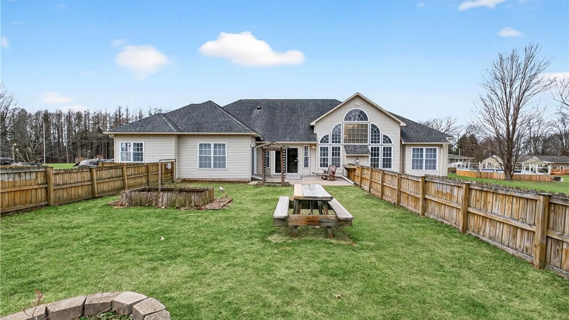 Property at 305 Lafayette Road, Syracuse, NY 13205 44