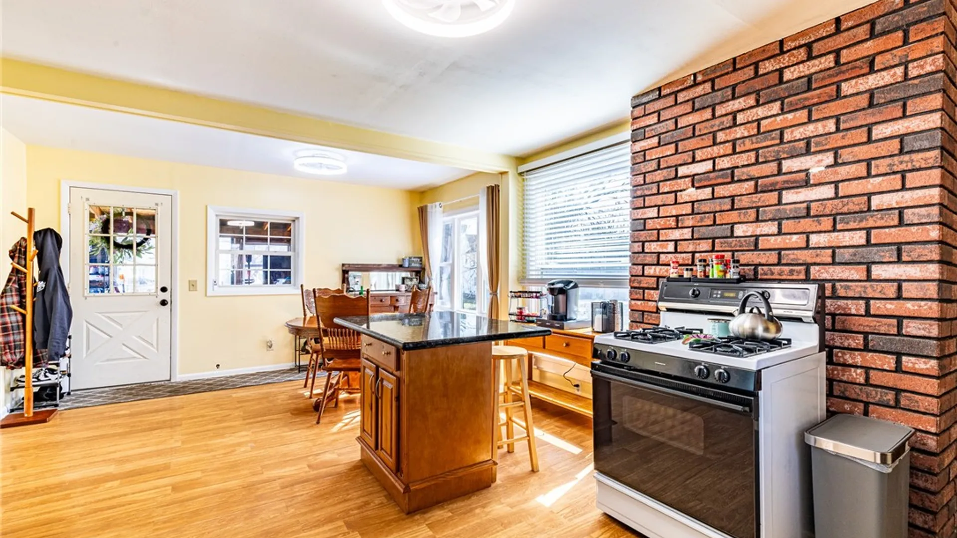 Property at 11 Hunter Street, Bergen, NY 14416 21