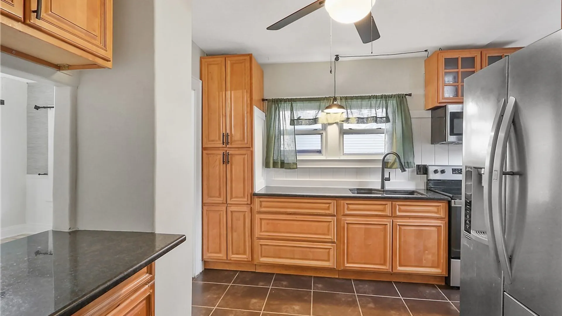 Property at 131 Winthrop Road, Syracuse, NY 13206 17