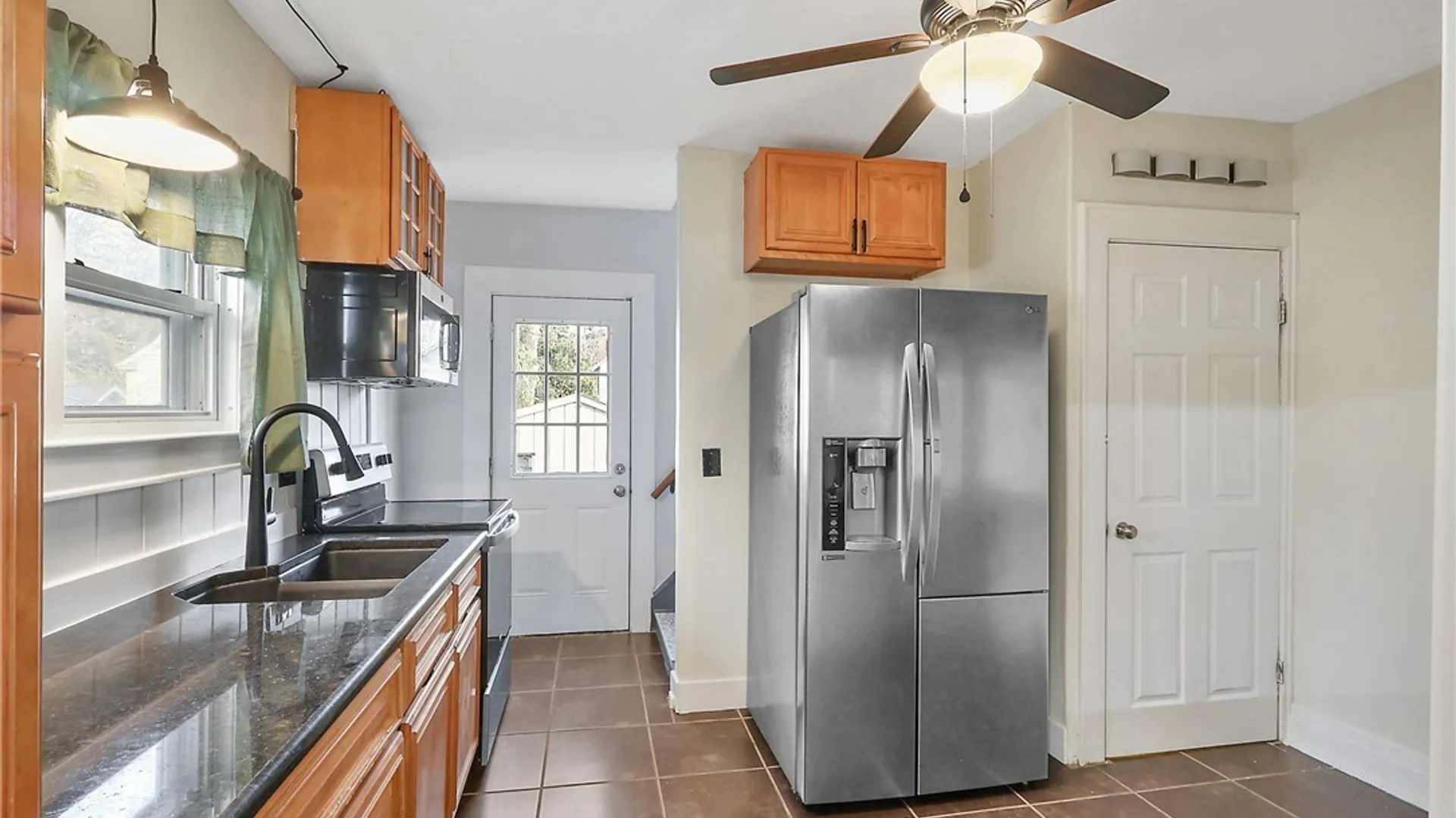 Property at 131 Winthrop Road, Syracuse, NY 13206 18