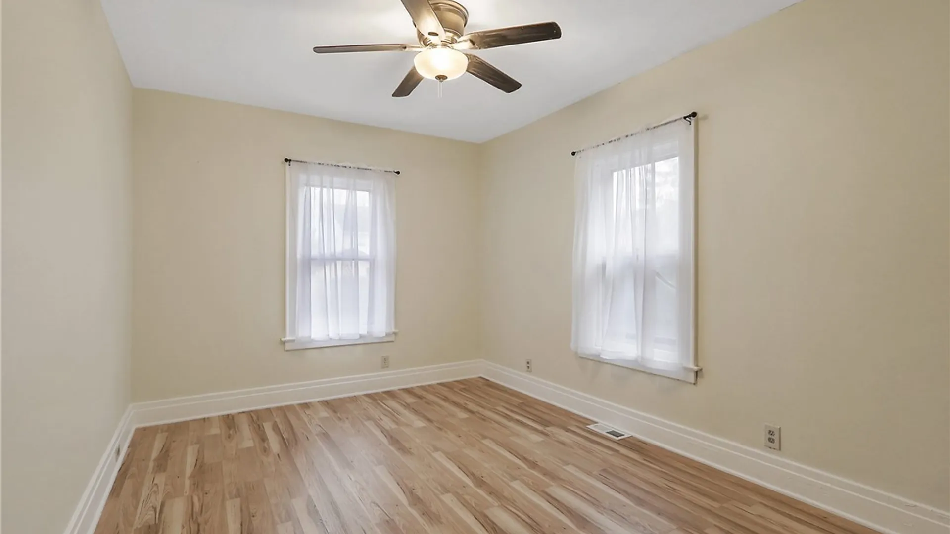 Property at 131 Winthrop Road, Syracuse, NY 13206 20