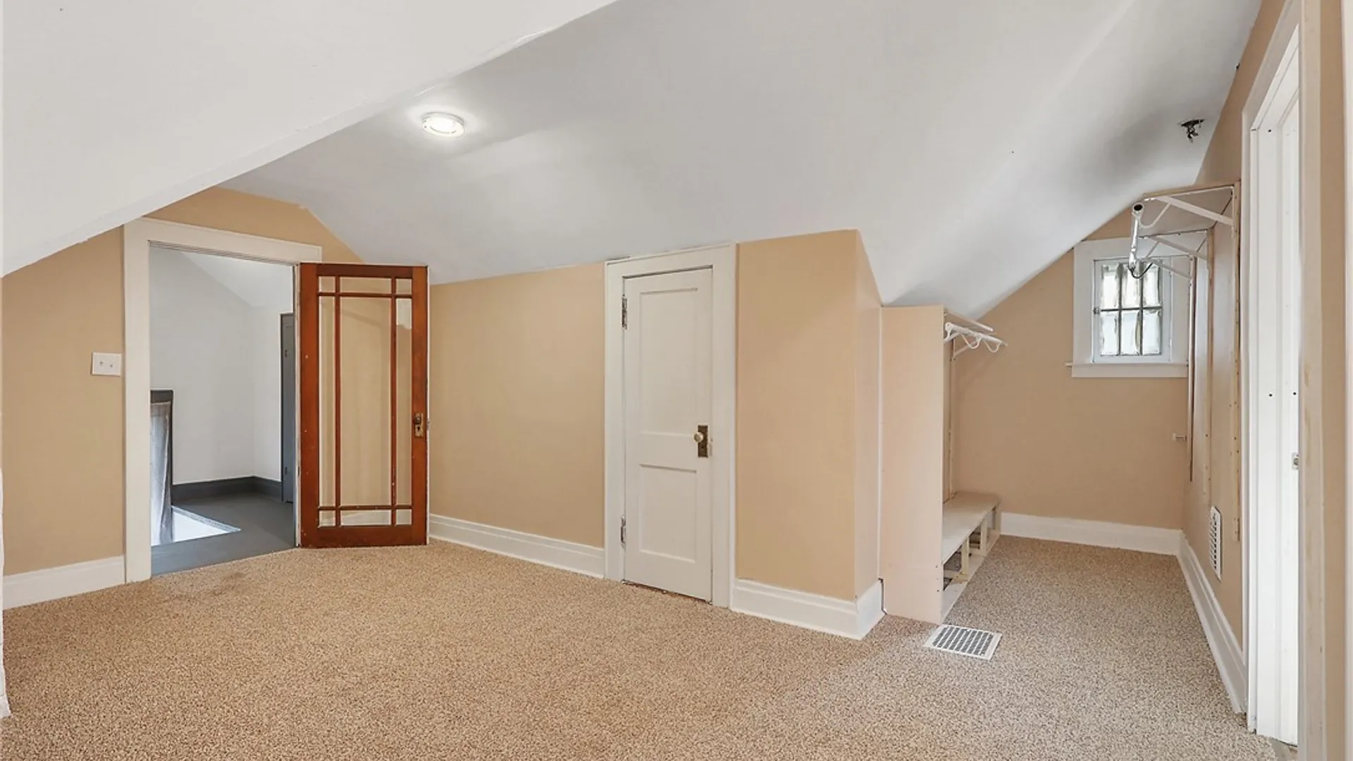 Property at 131 Winthrop Road, Syracuse, NY 13206 23