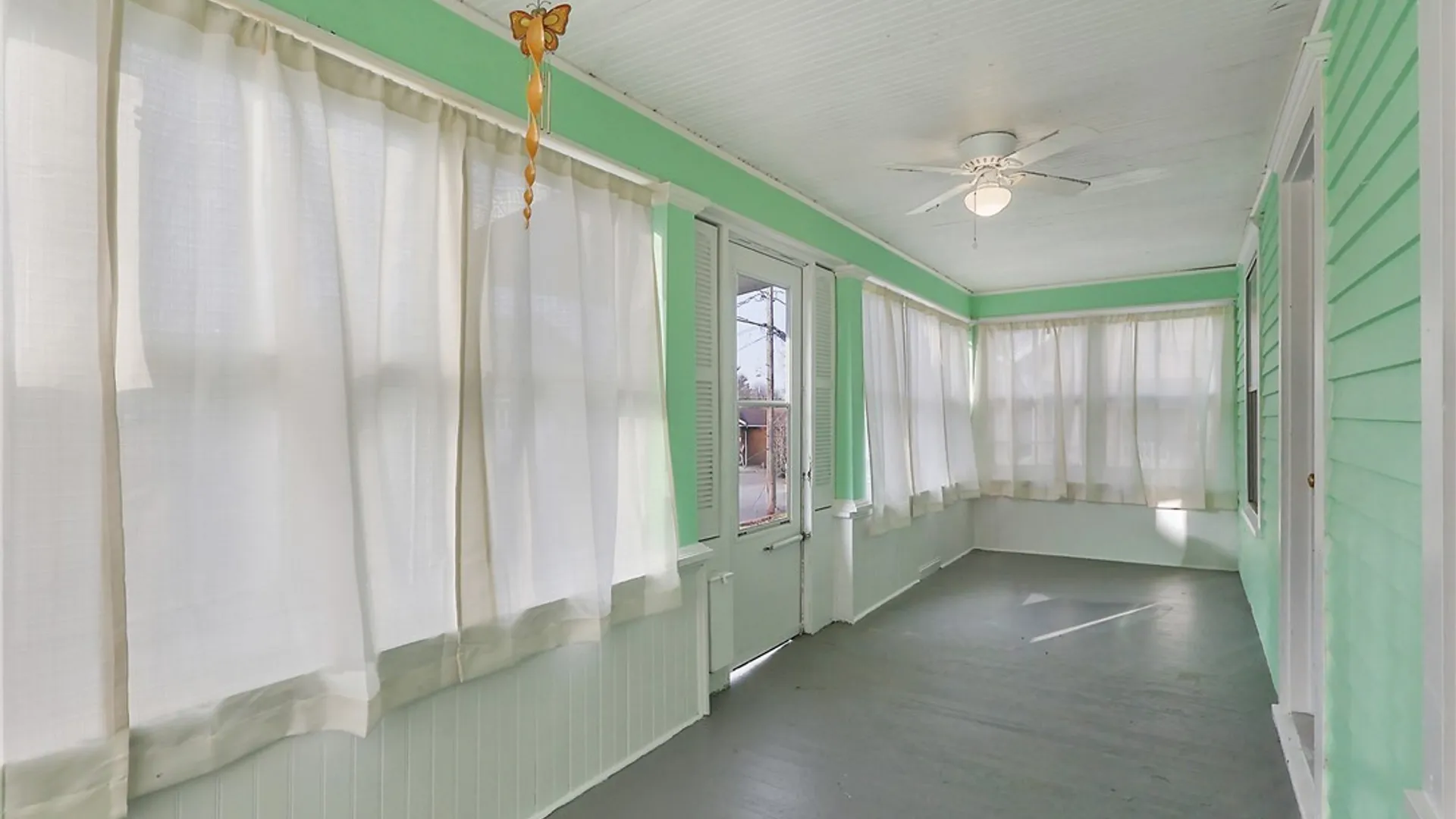 Property at 131 Winthrop Road, Syracuse, NY 13206 3