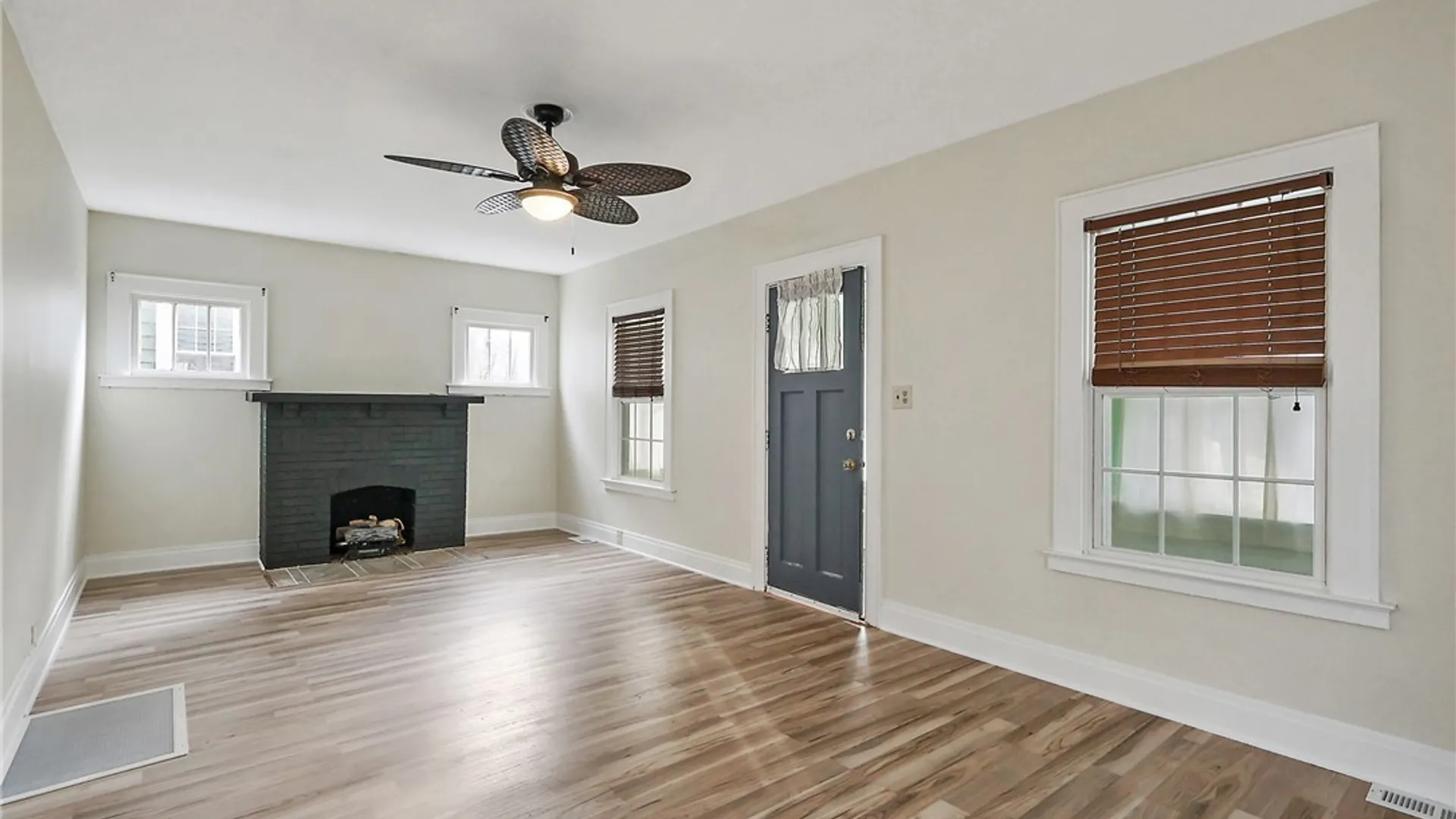 Property at 131 Winthrop Road, Syracuse, NY 13206 8