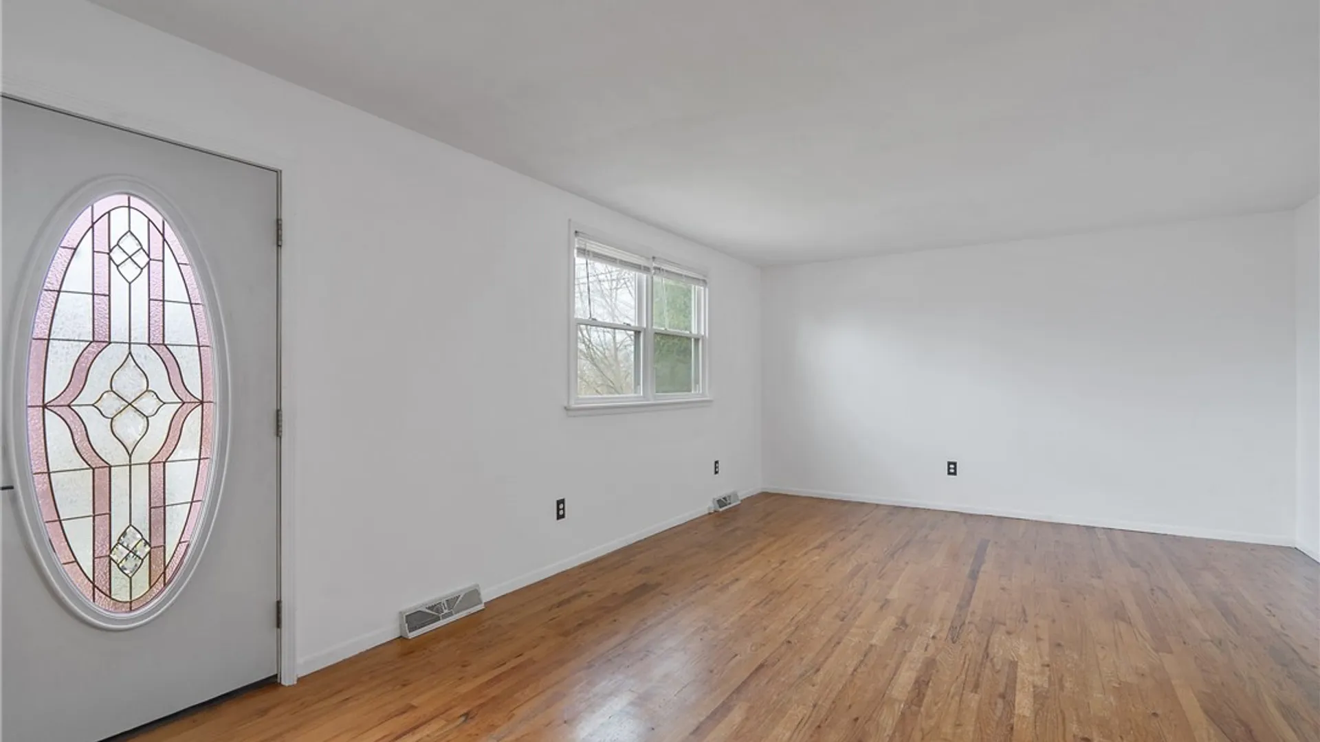 Property at 111 Bonnie Drive, Geddes, NY 13209 12