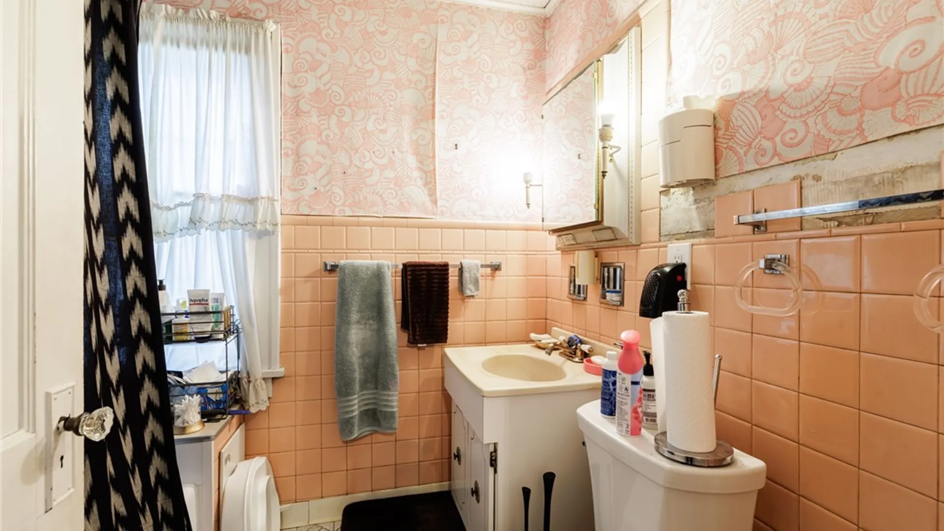 Property at 316 Ravenwood Avenue, Rochester, NY 14619 20