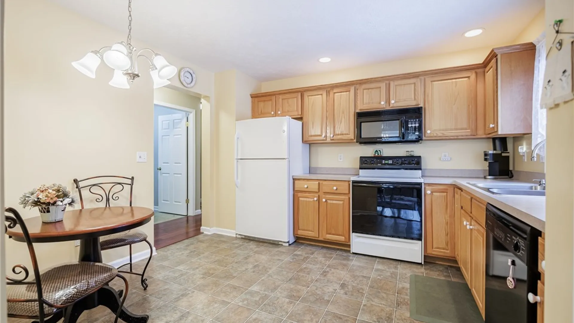 Property at 18 Shirleen Drive, Parma, NY 14468 10