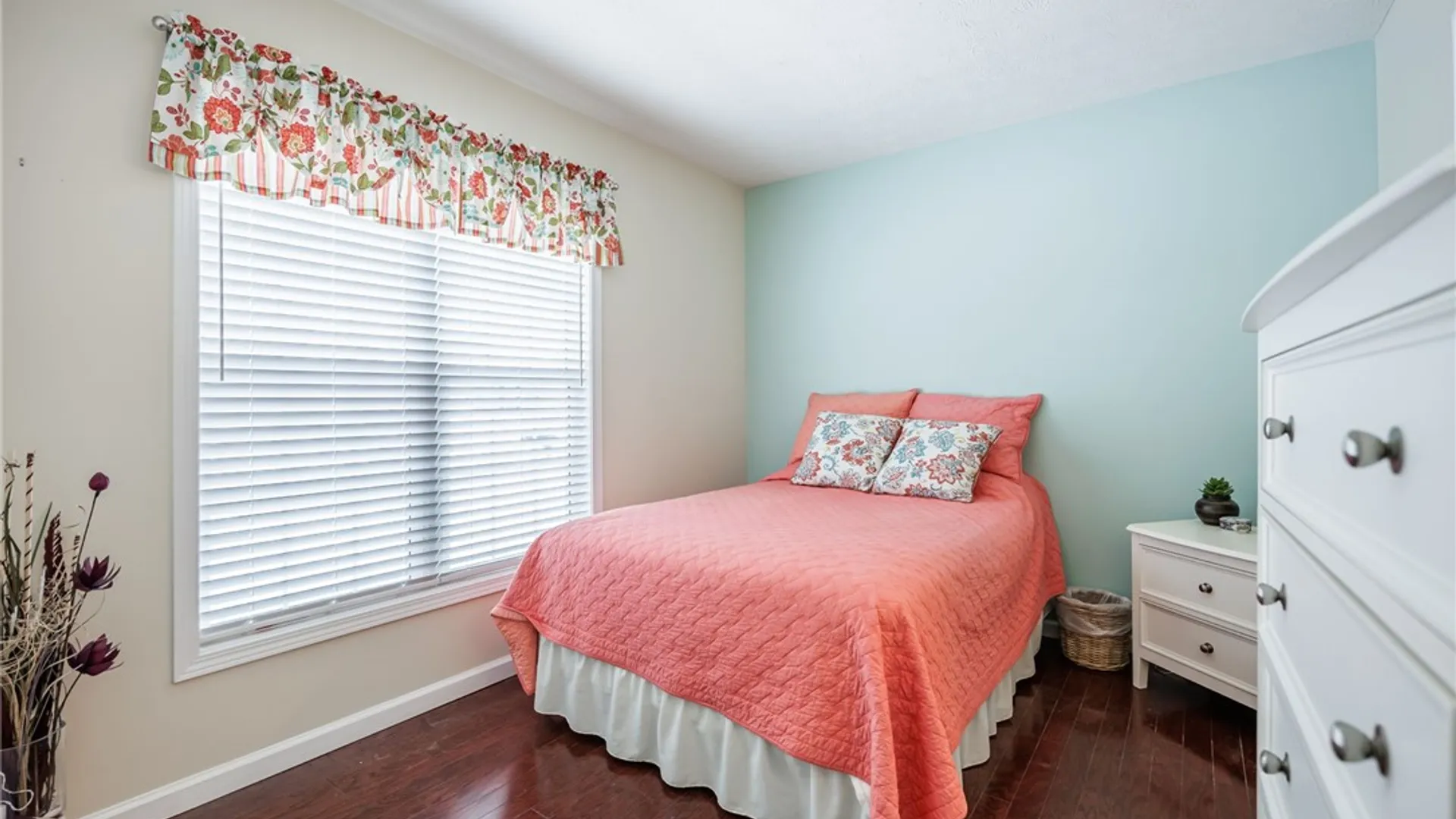 Property at 18 Shirleen Drive, Parma, NY 14468 15