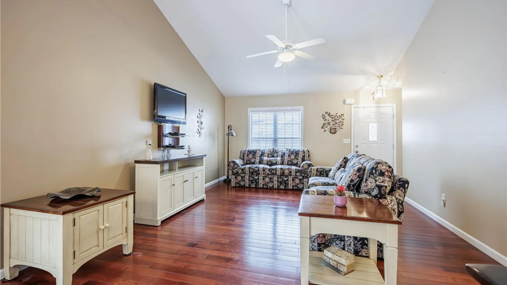 Property at 18 Shirleen Drive, Parma, NY 14468 4