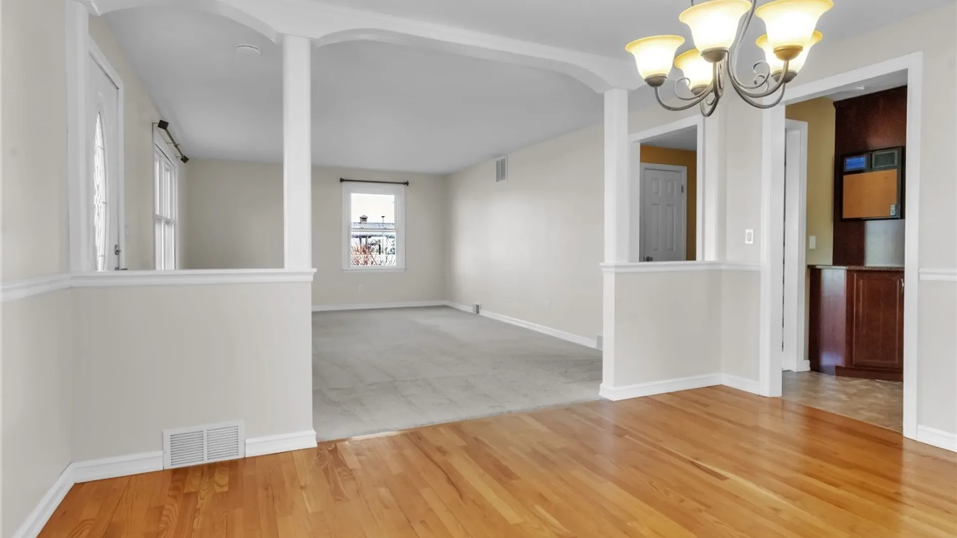 Property at 6135 Goodrich Rd, Clarence, NY 14032 12