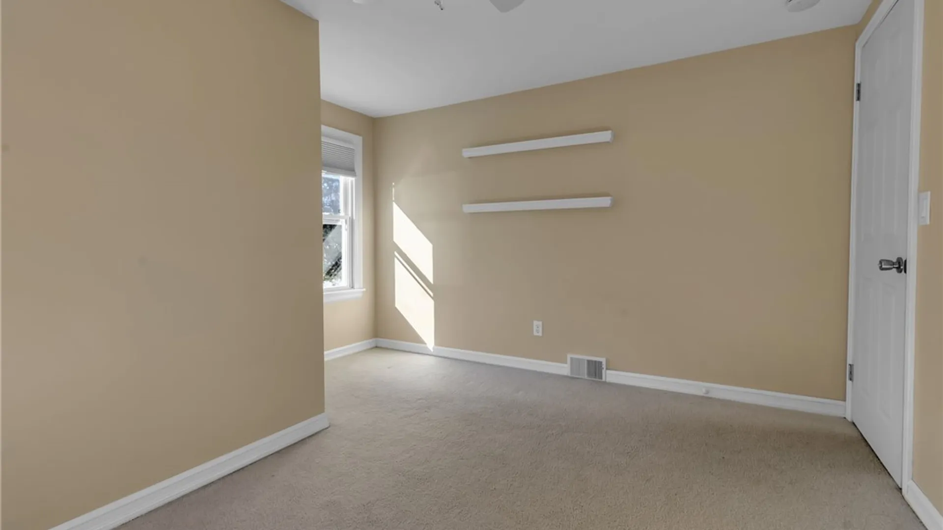 Property at 6135 Goodrich Rd, Clarence, NY 14032 28