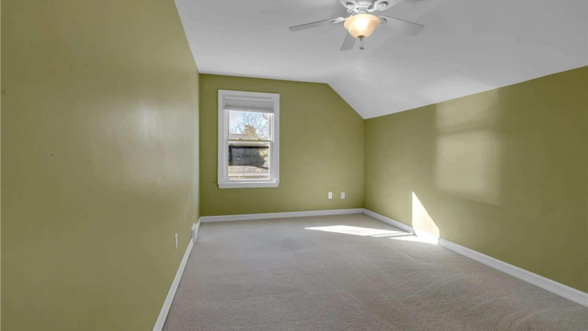 Property at 6135 Goodrich Rd, Clarence, NY 14032 29