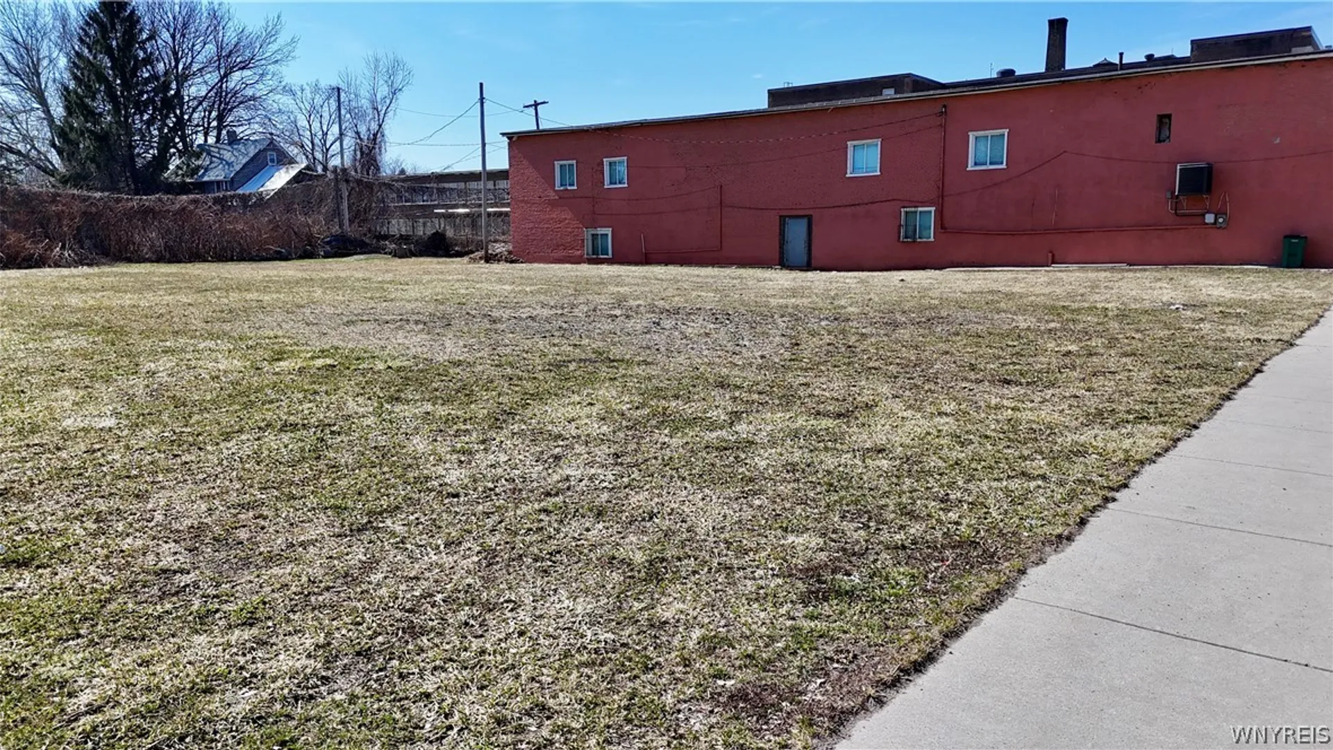 Property at 455 Park Avenue, Buffalo, NY 14204 5