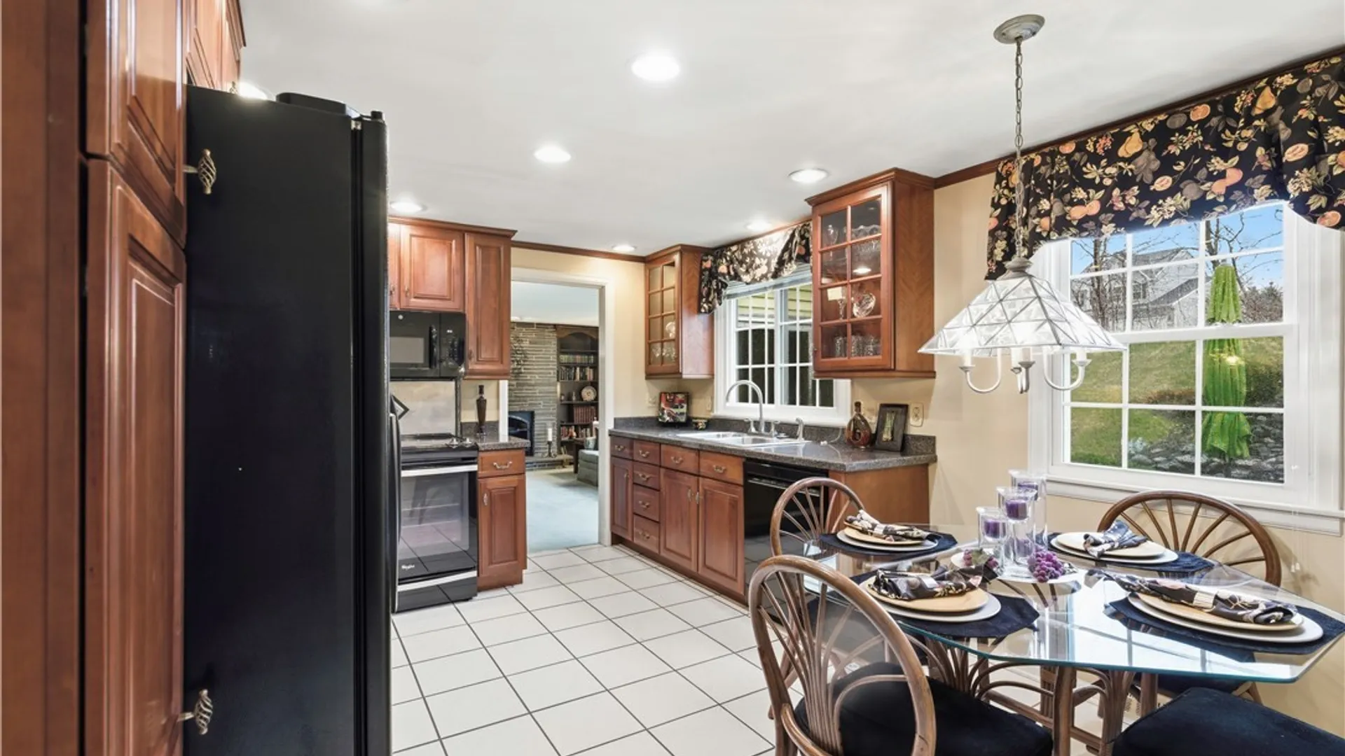 Property at 112 Southwest Way, Camillus, NY 13031 10