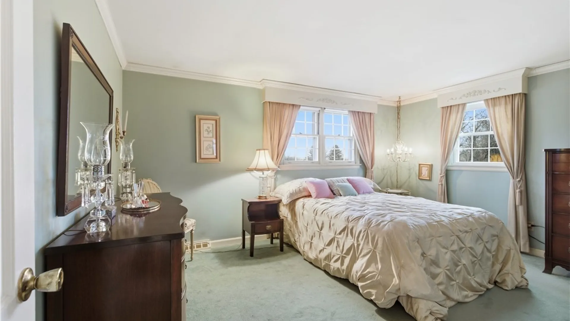 Property at 112 Southwest Way, Camillus, NY 13031 20