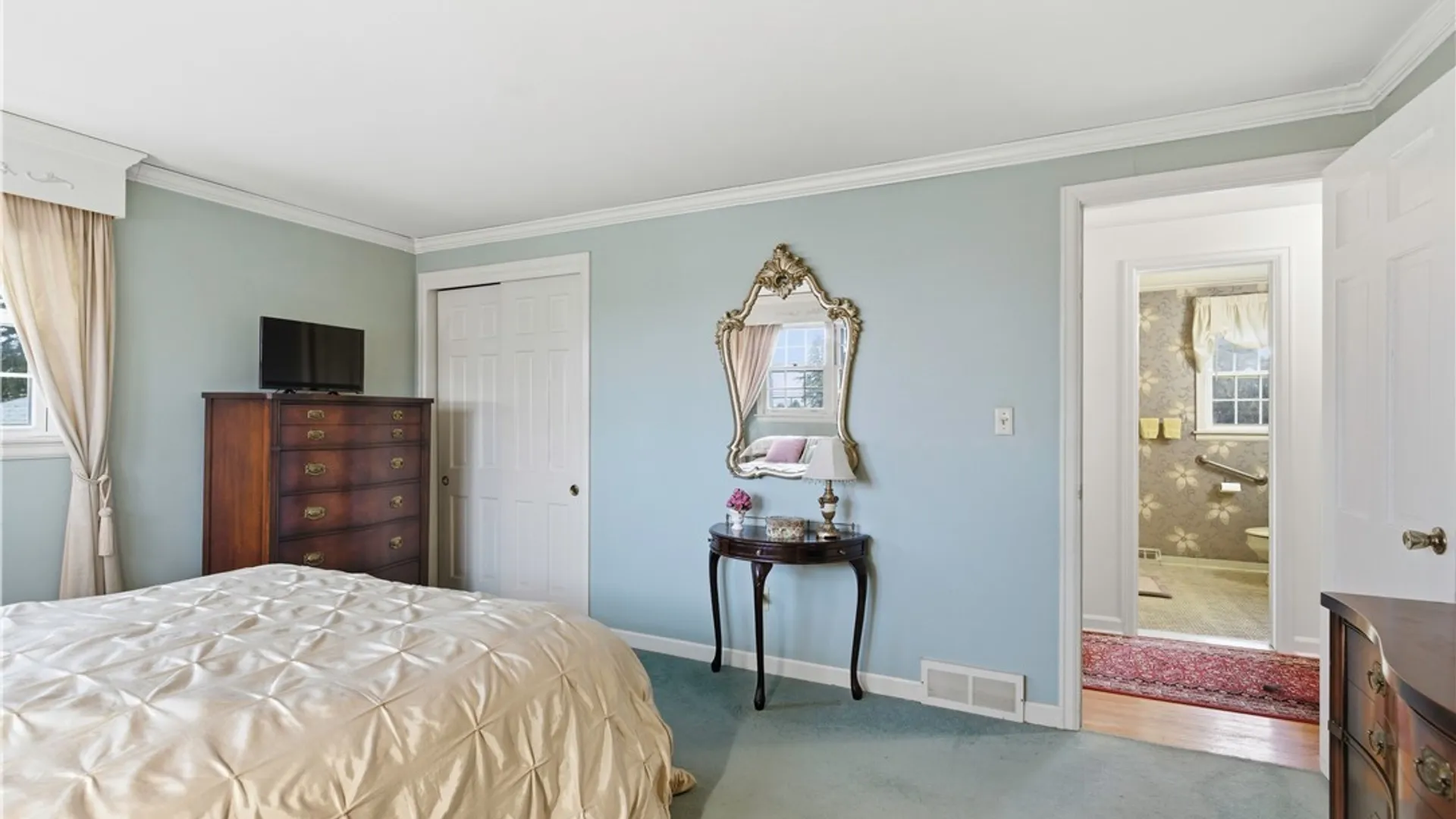 Property at 112 Southwest Way, Camillus, NY 13031 21