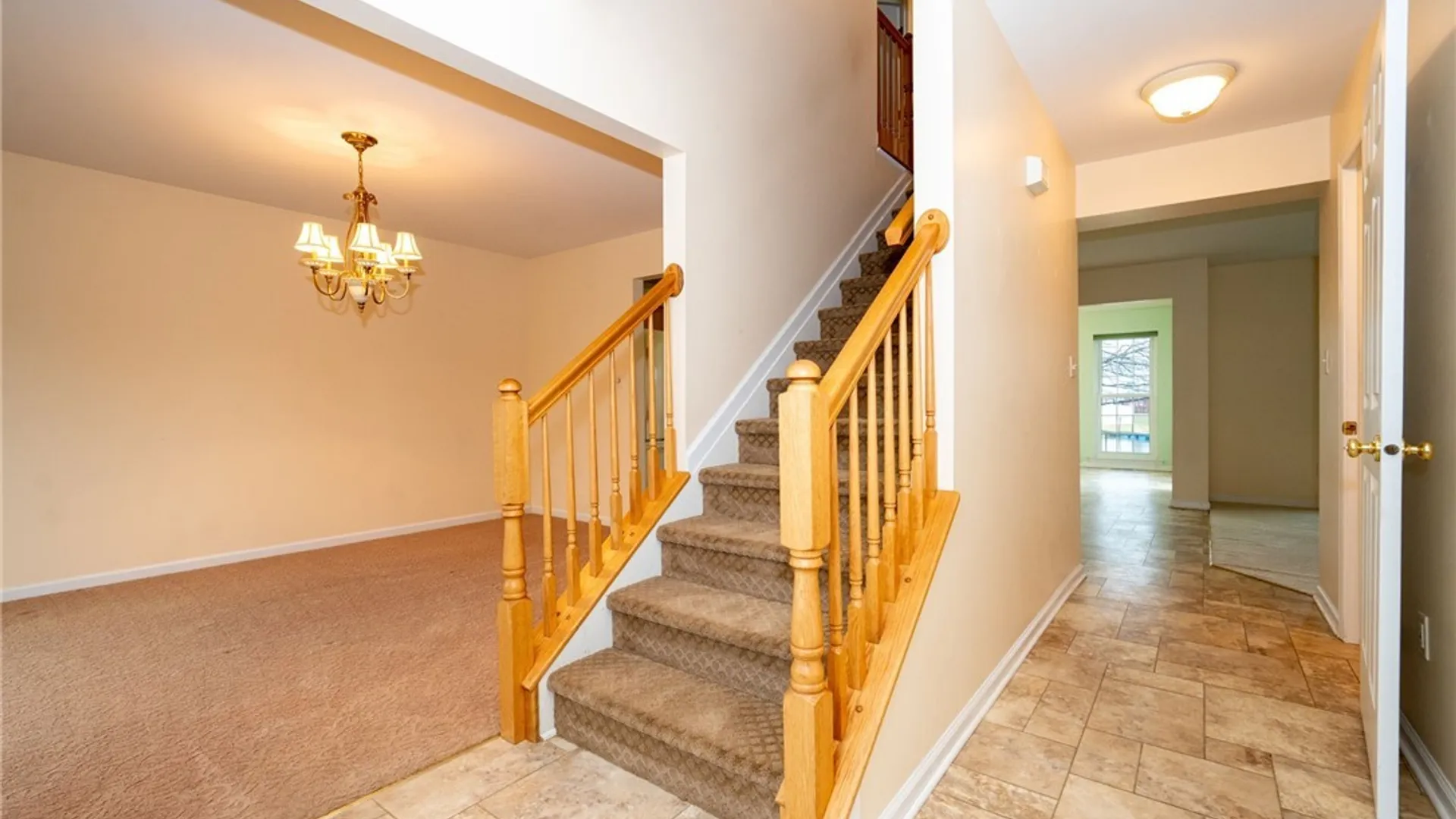 Property at 7243 Wilrose Court, Wheatfield, NY 14120 10