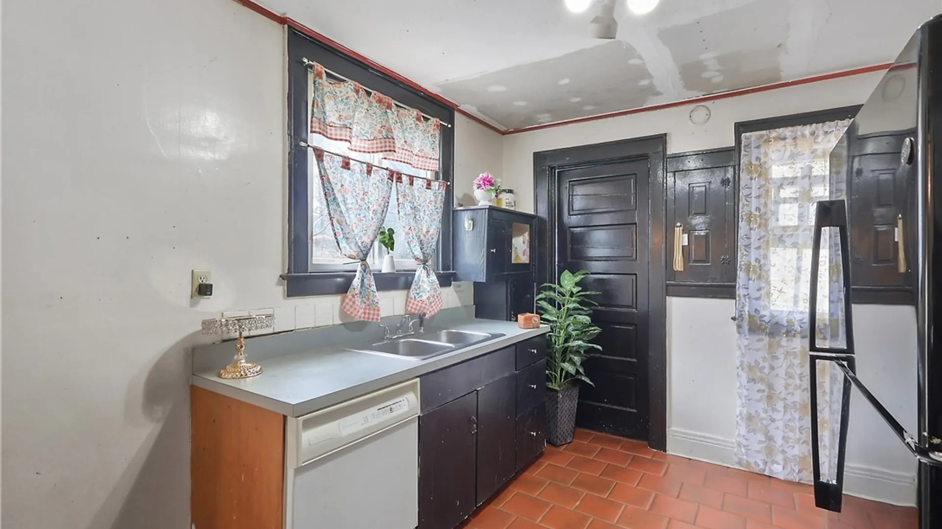 Property at 508 Elm Street, Syracuse, NY 13203 25