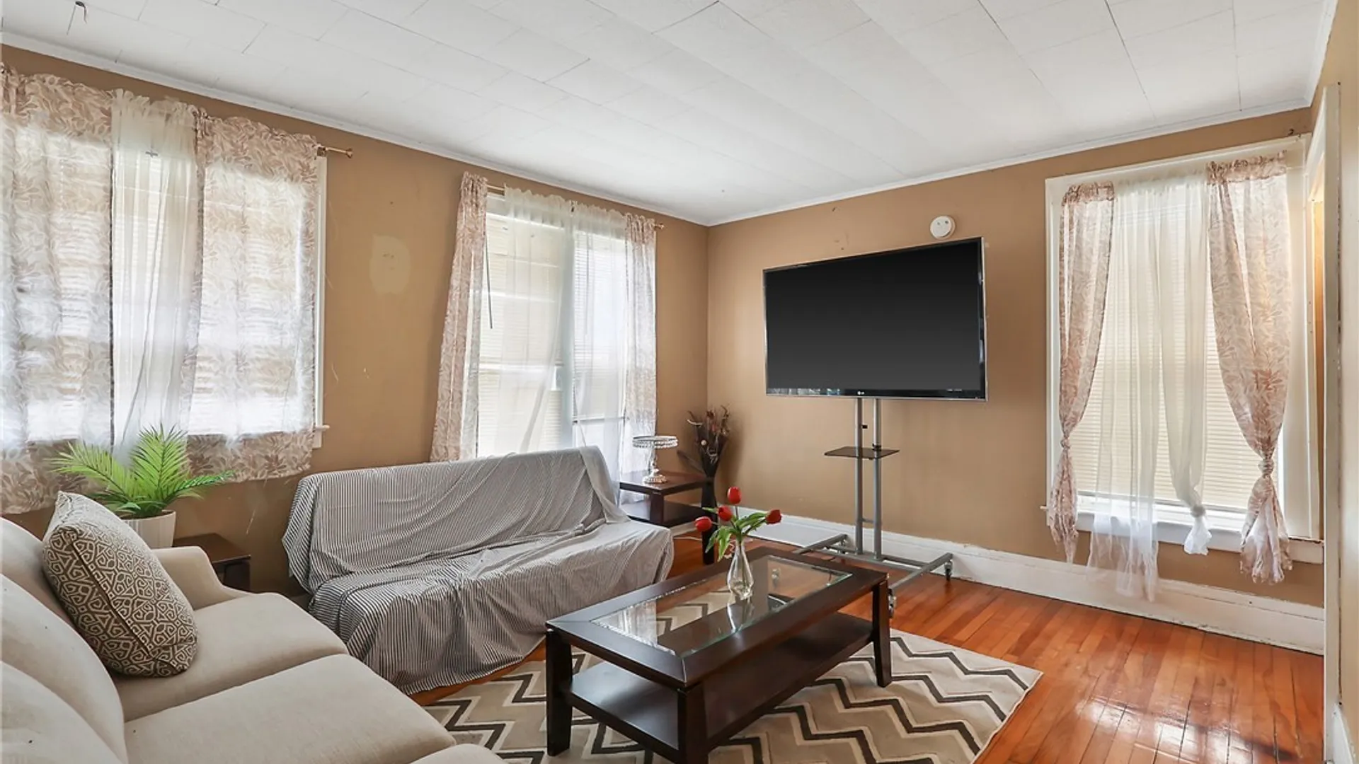Property at 508 Elm Street, Syracuse, NY 13203 7
