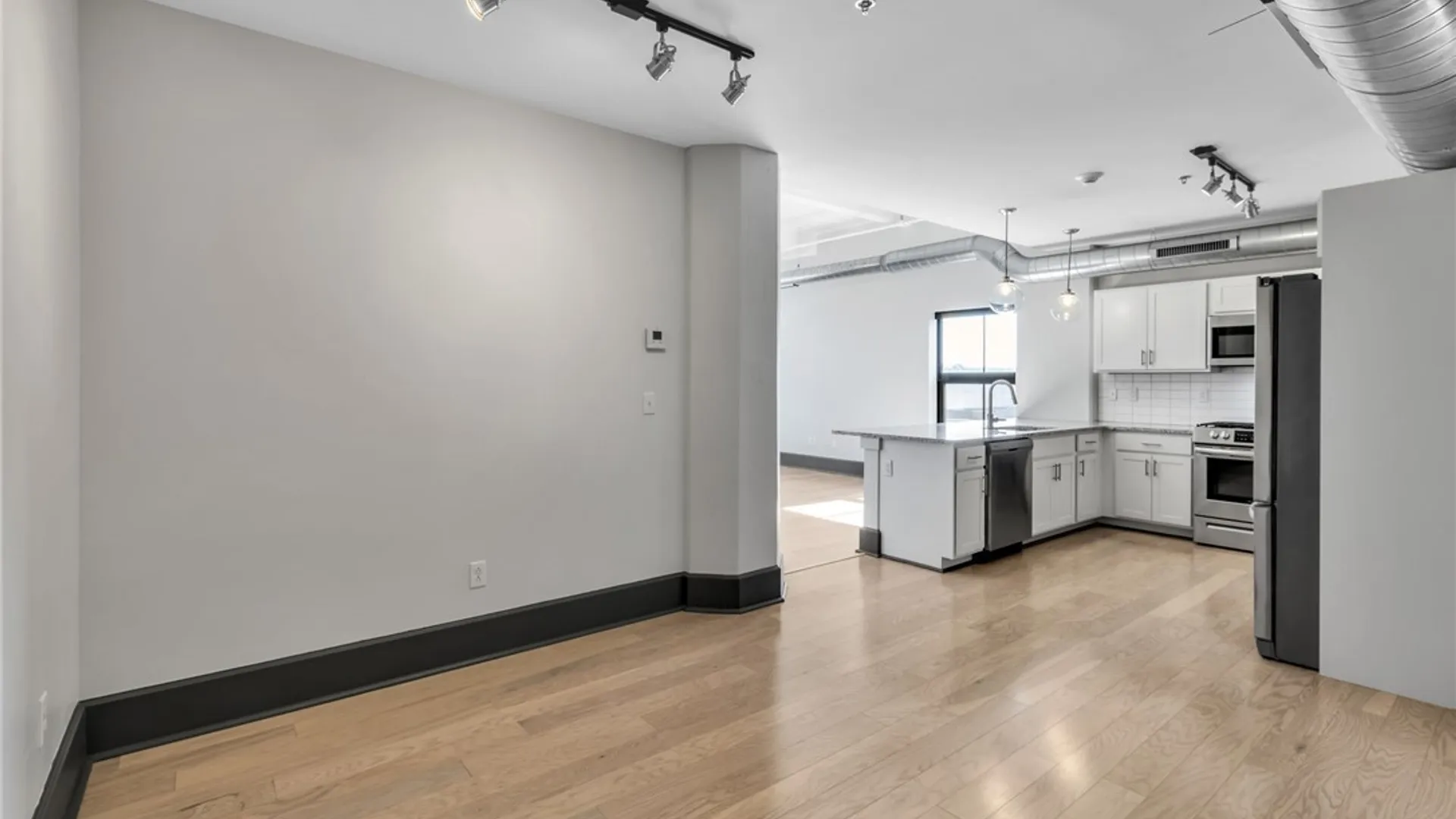 Property at 210 Ellicott Street, Buffalo, NY 14203 25